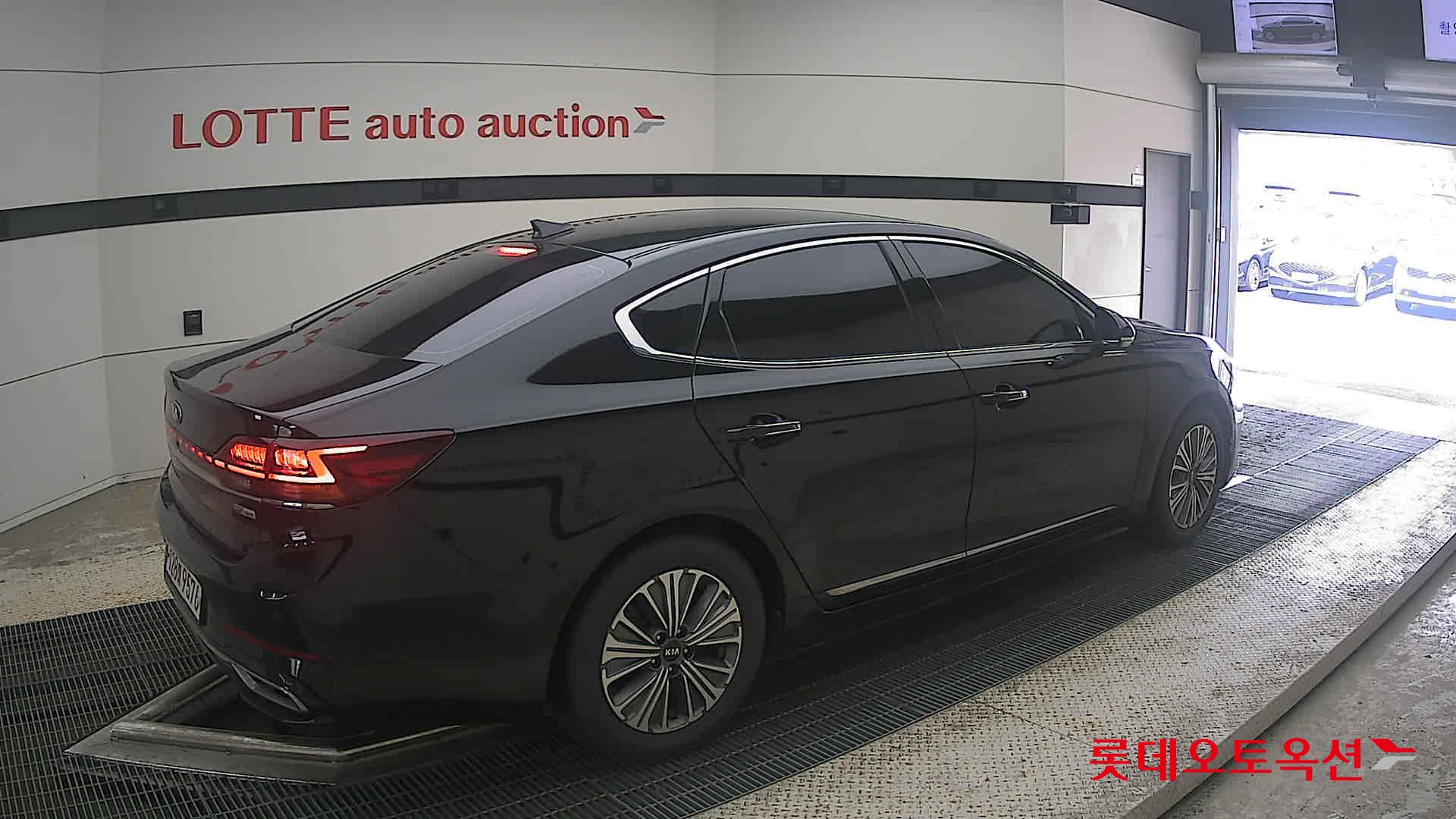 2020 - kia k7