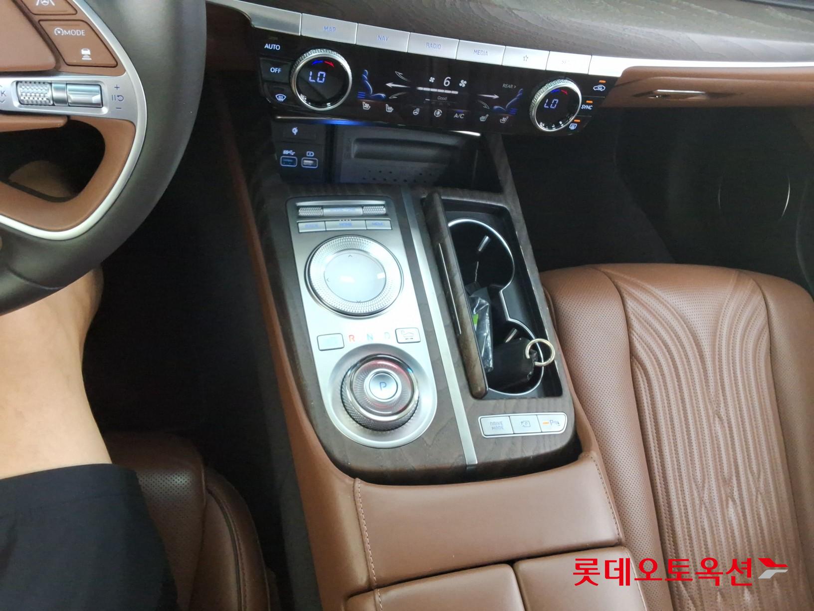 2021 - genesis g80