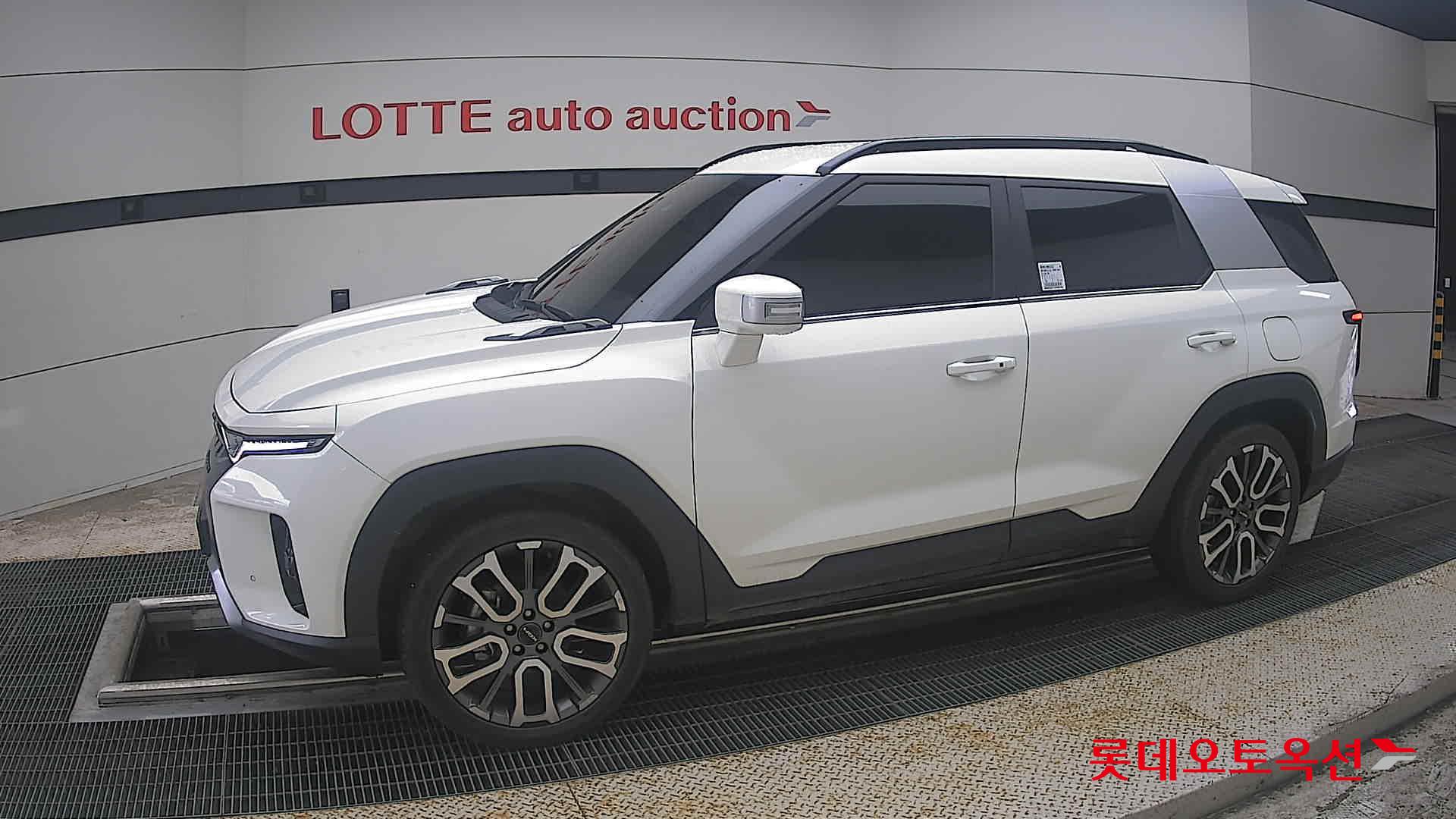 2025 - ssangyong torres