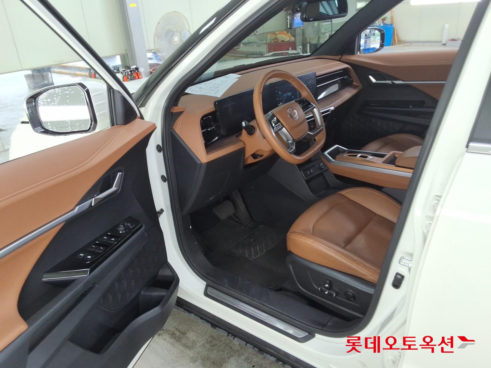 2025 - ssangyong torres