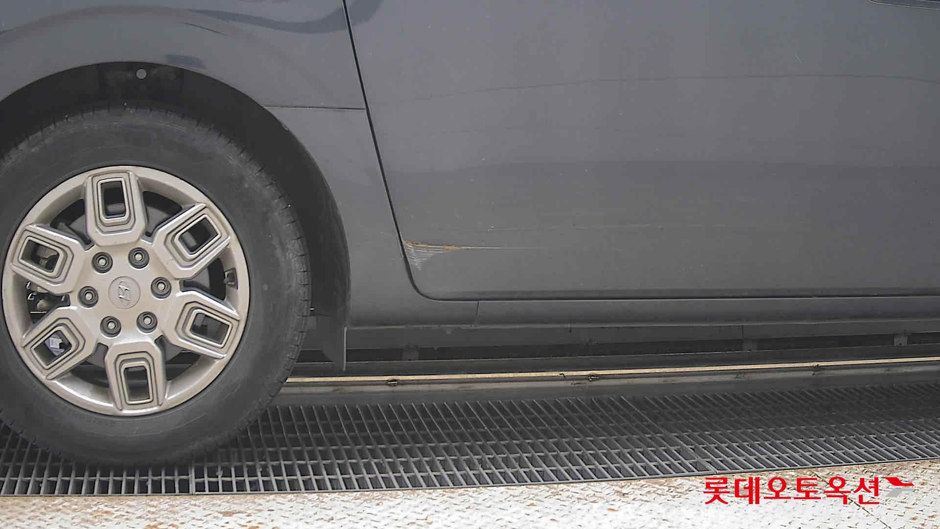 2023 - hyundai staria