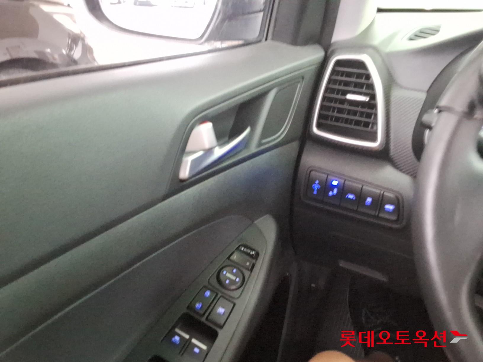 2020 - hyundai tucson