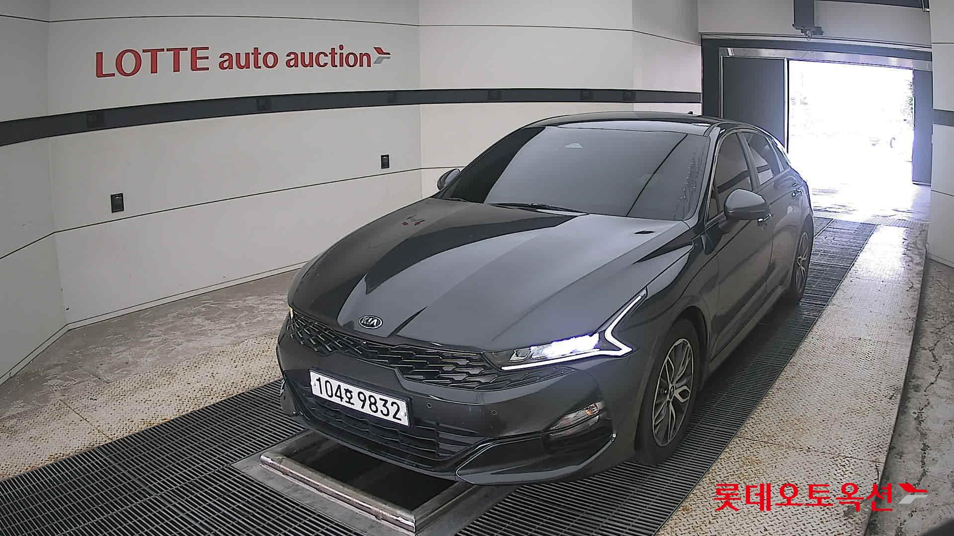 2020 - kia k5