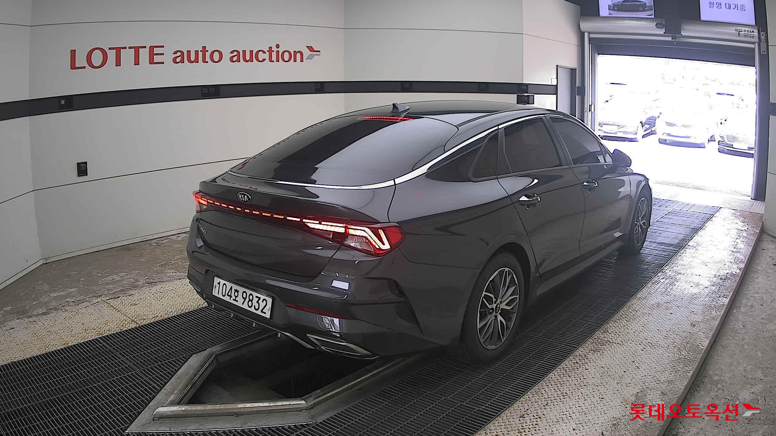 2020 - kia k5