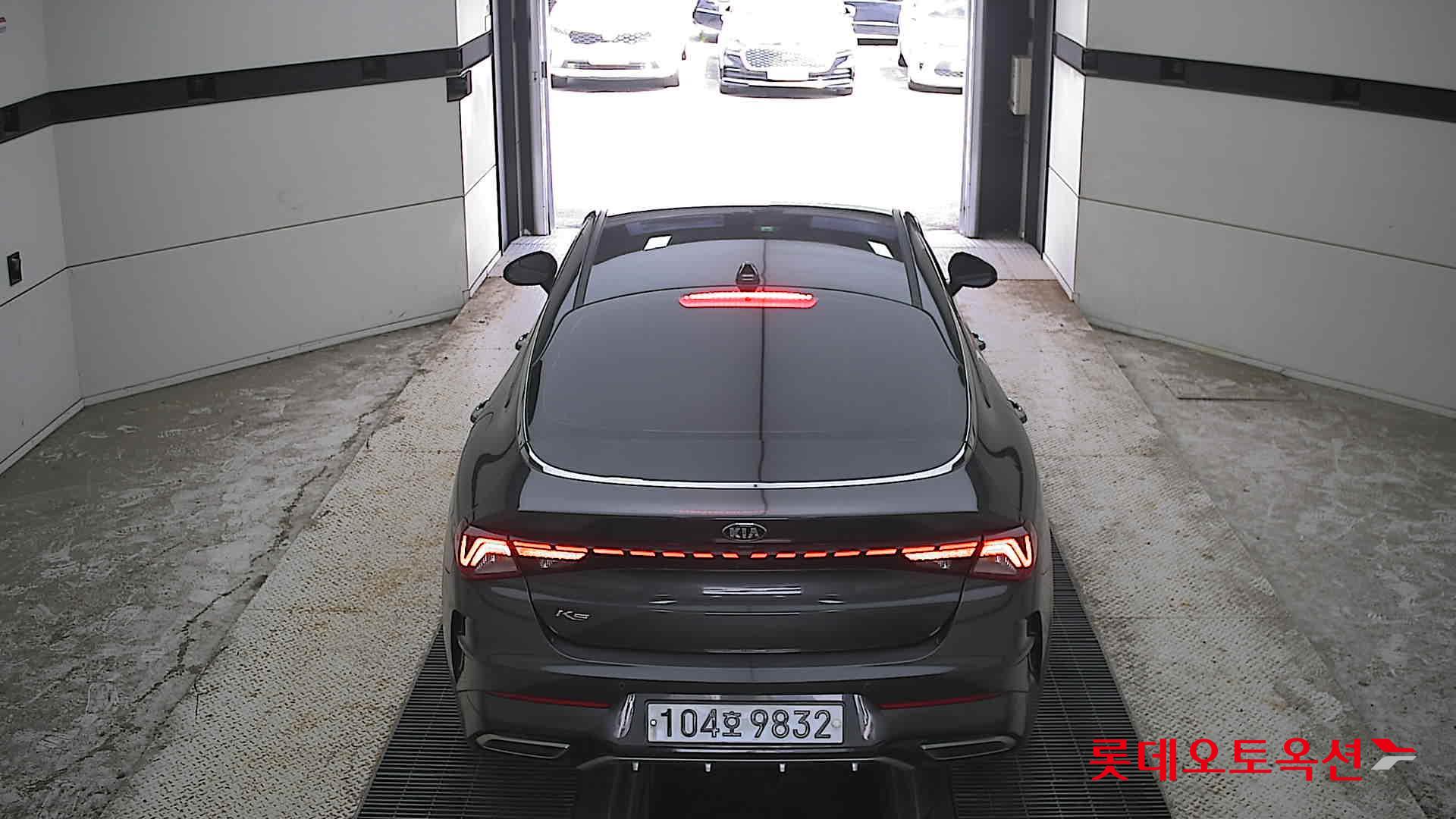 2020 - kia k5