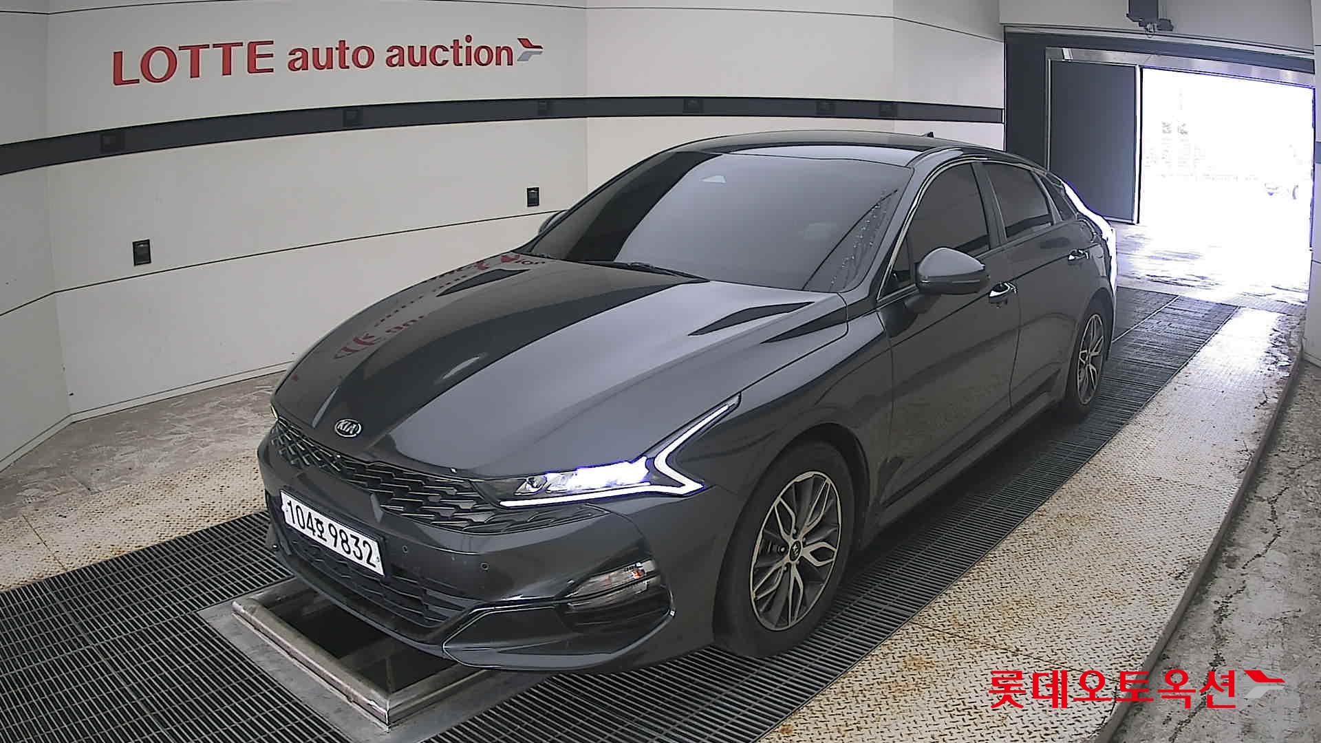 2020 - kia k5