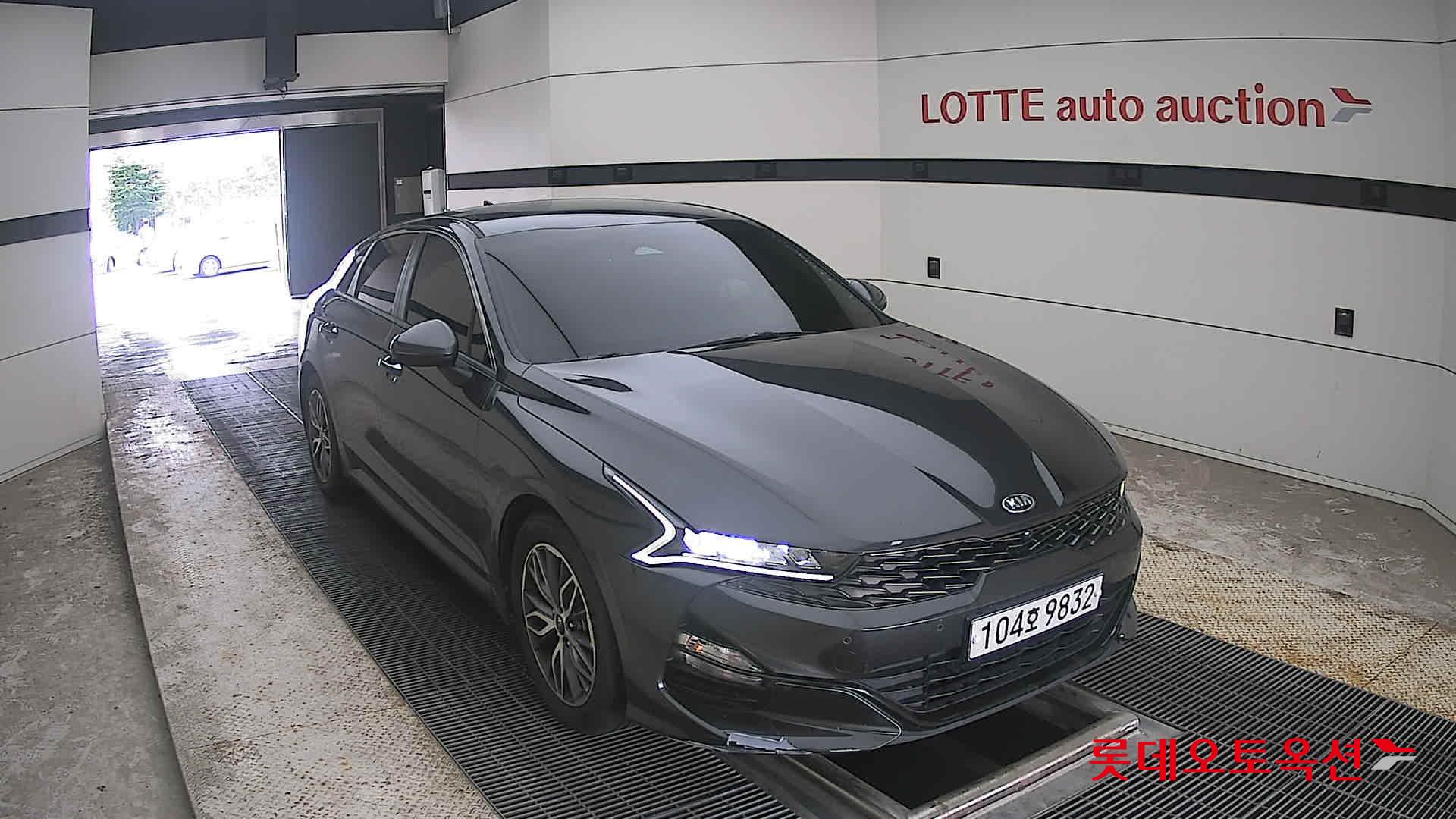 2020 - kia k5