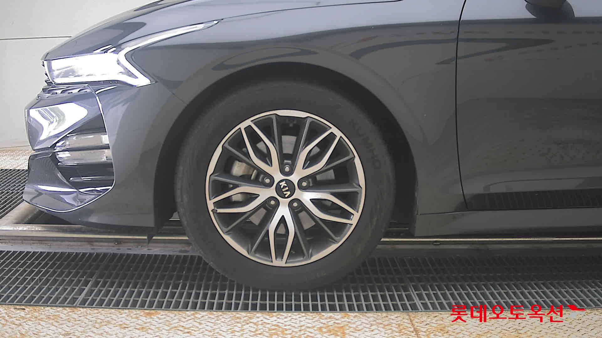 2020 - kia k5