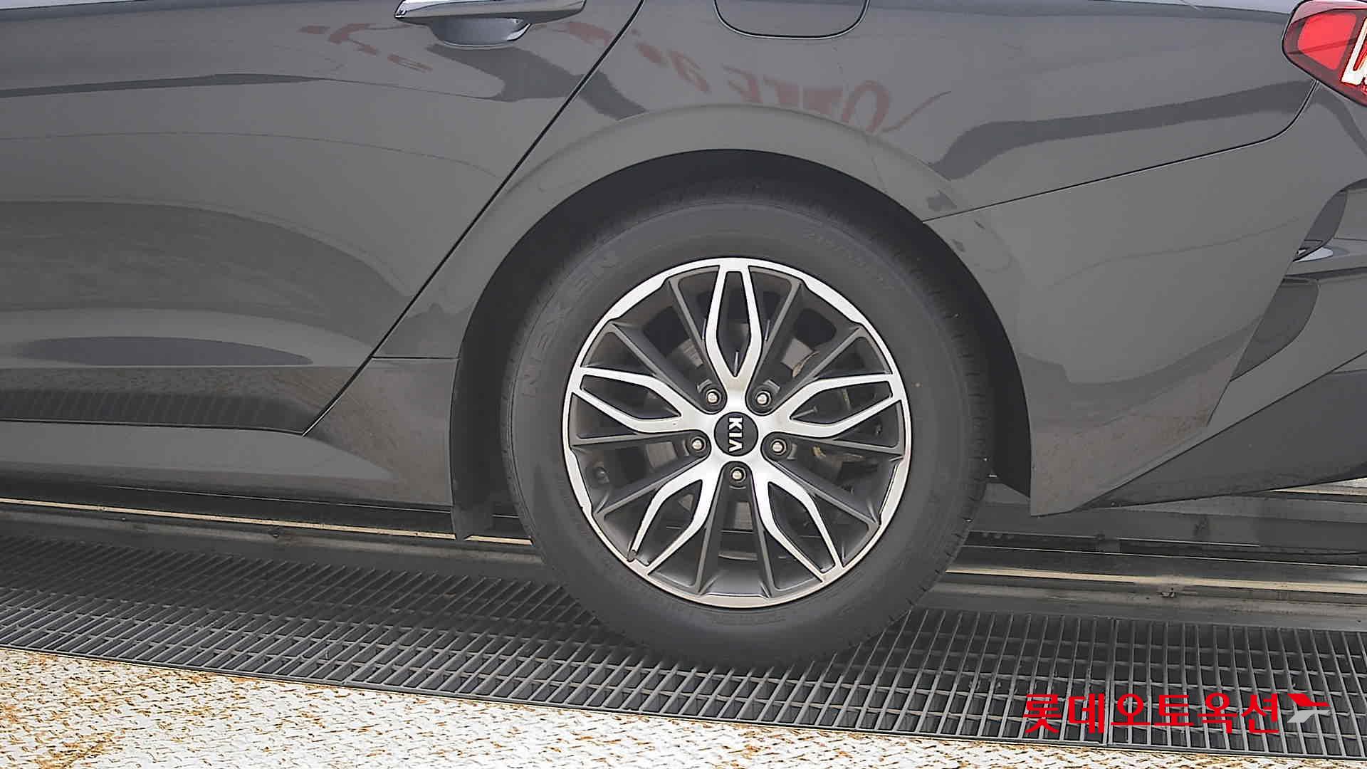 2020 - kia k5