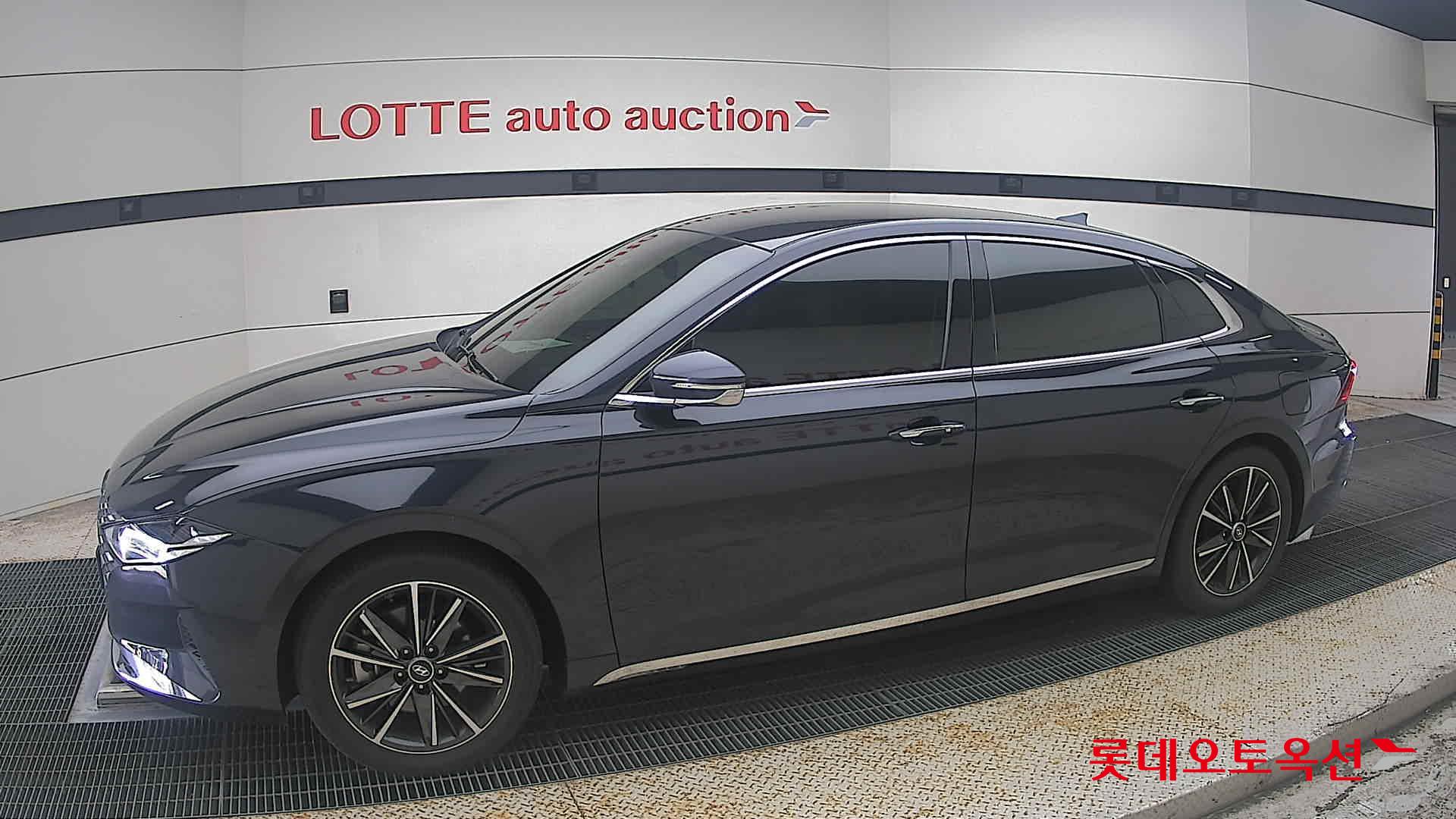 2022 - hyundai grandeur