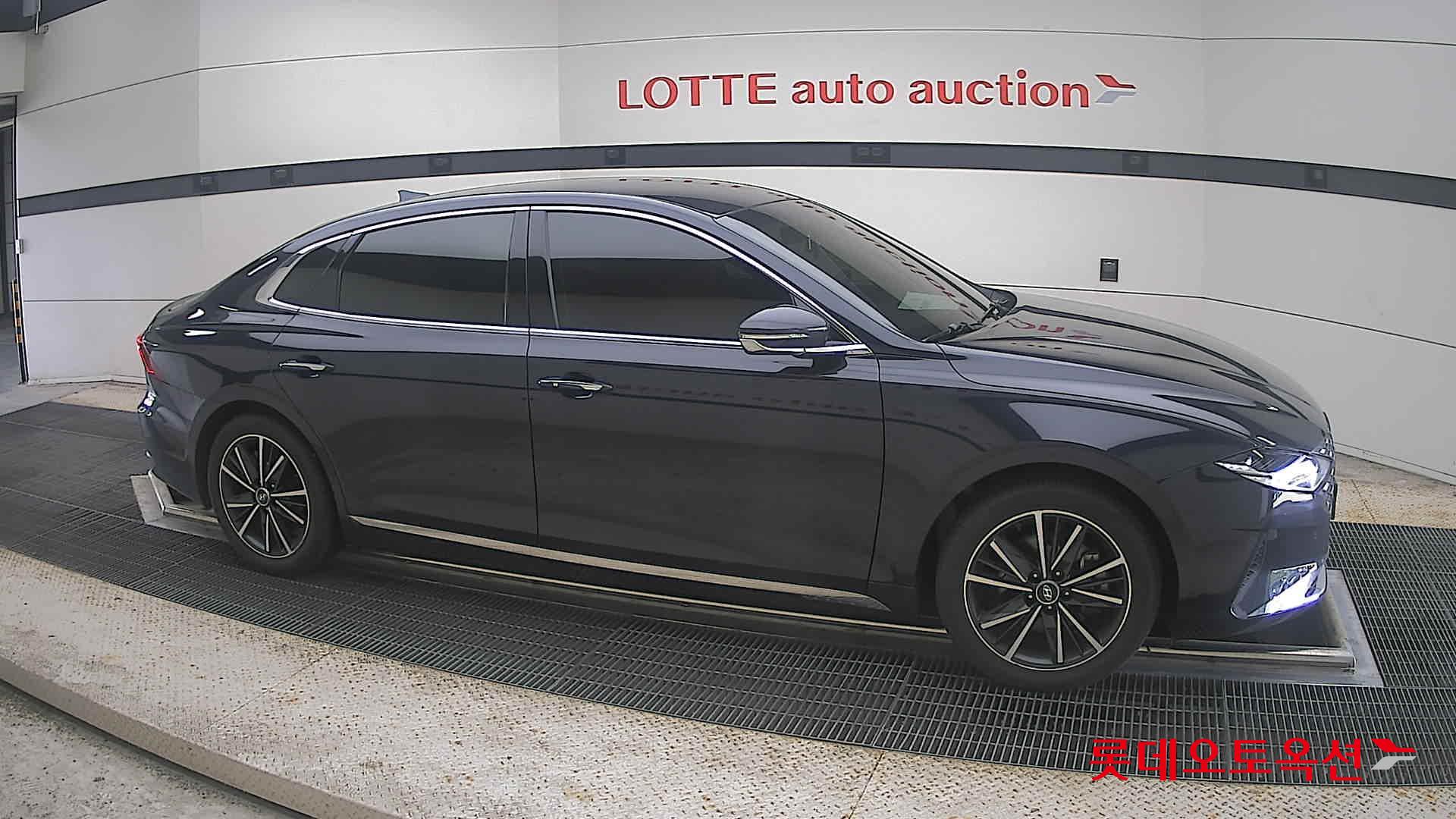2022 - hyundai grandeur