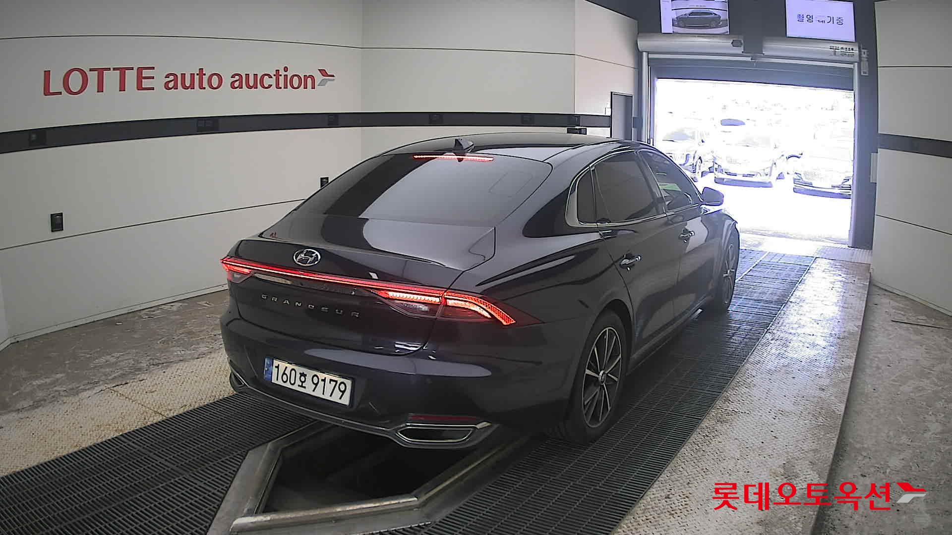 2022 - hyundai grandeur