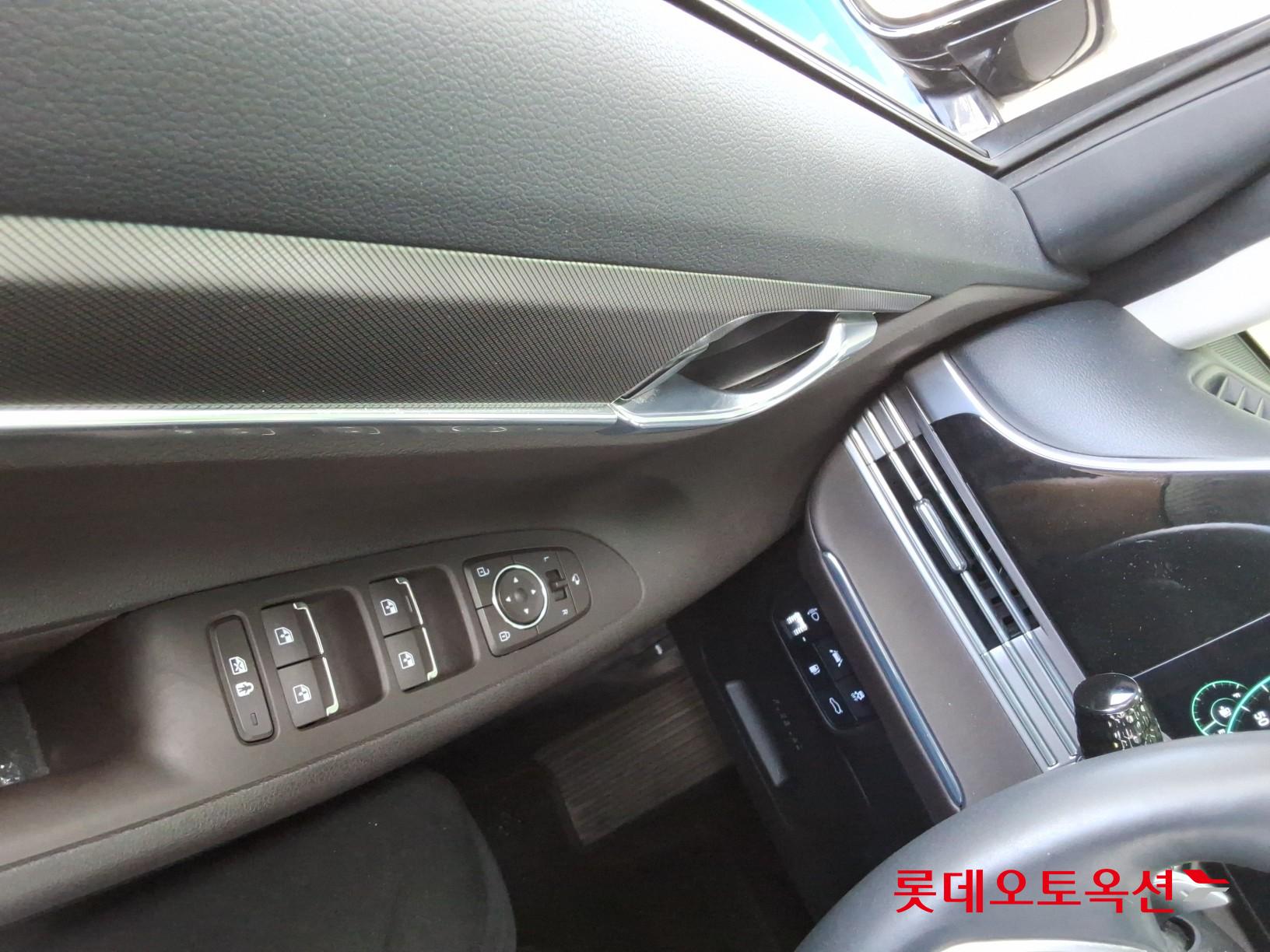 2022 - hyundai grandeur