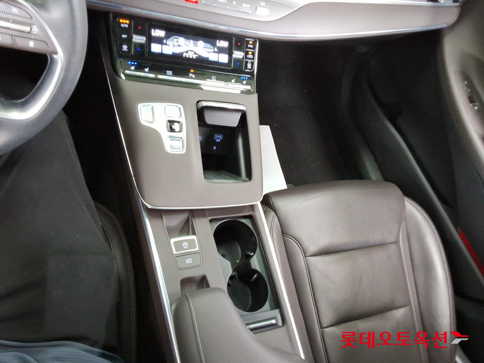 2022 - hyundai grandeur