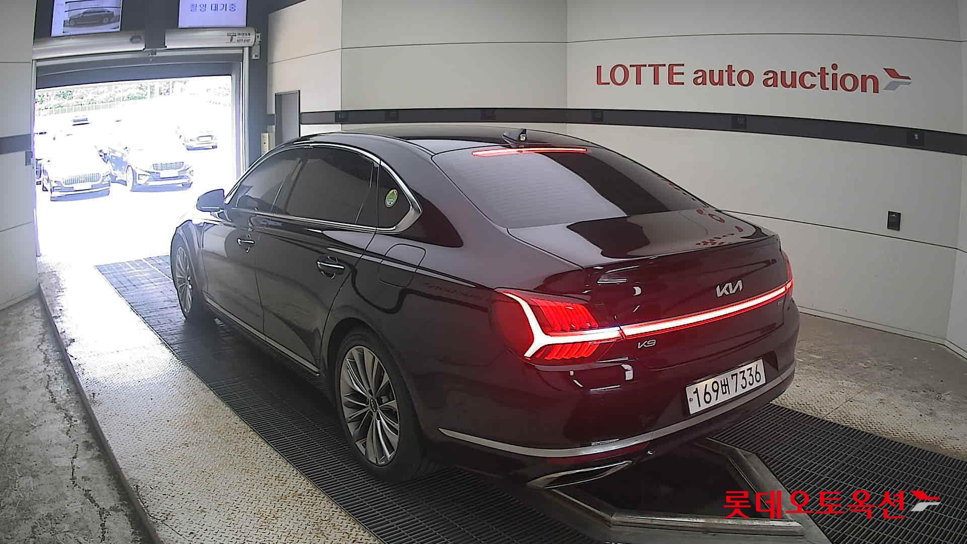 2023 - kia k9