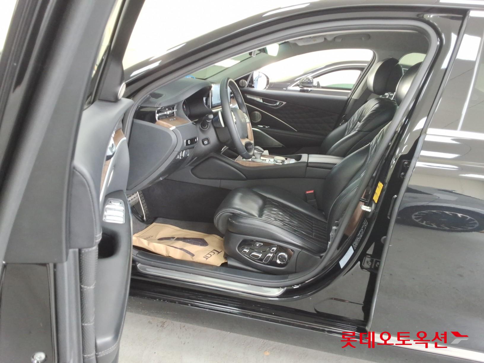 2023 - kia k9