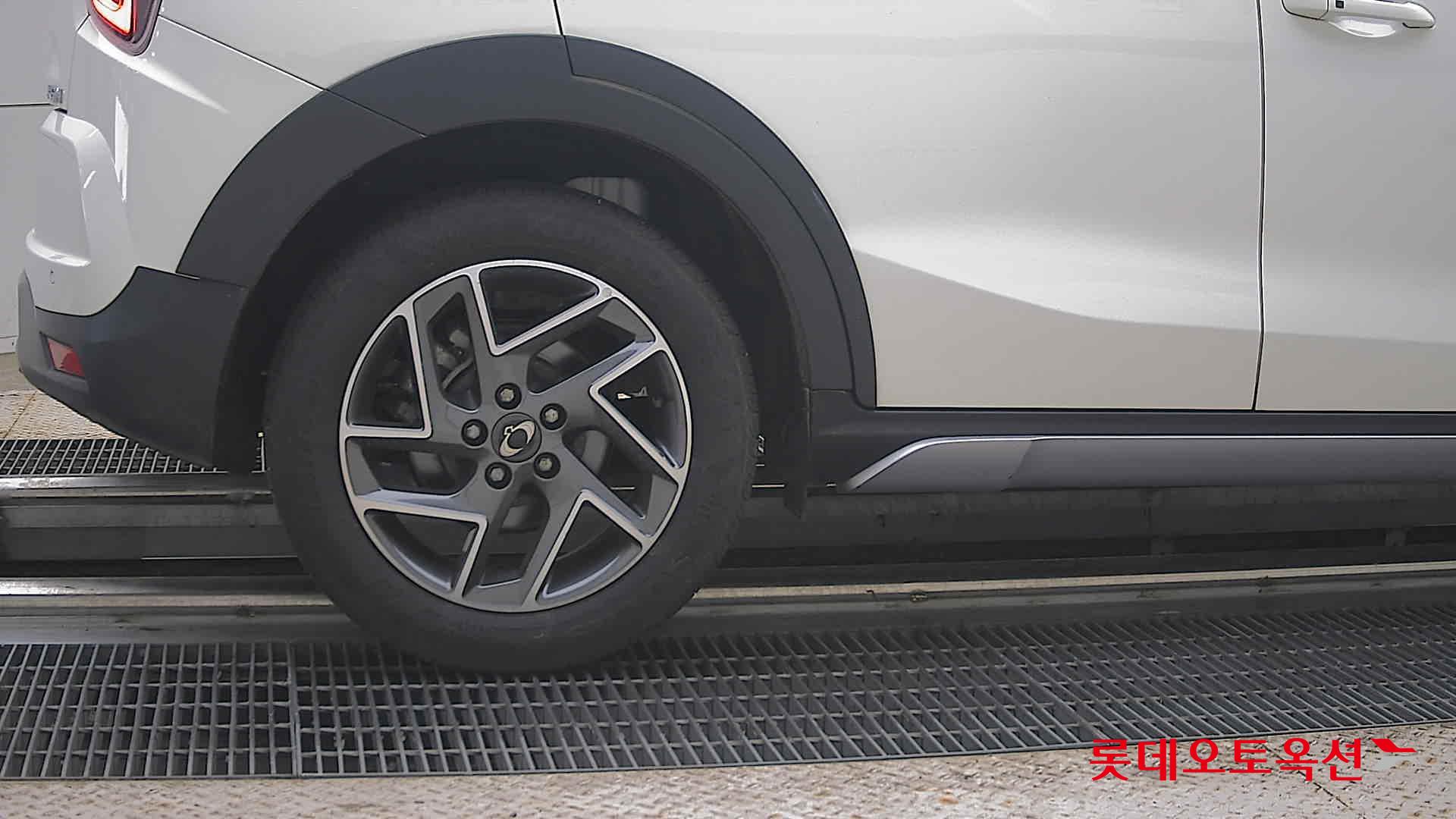 2024 - ssangyong tivoli