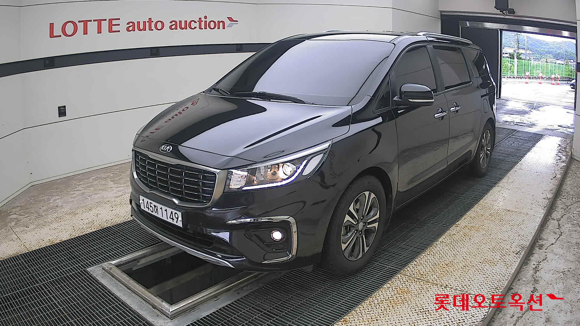 2020 - kia carnival