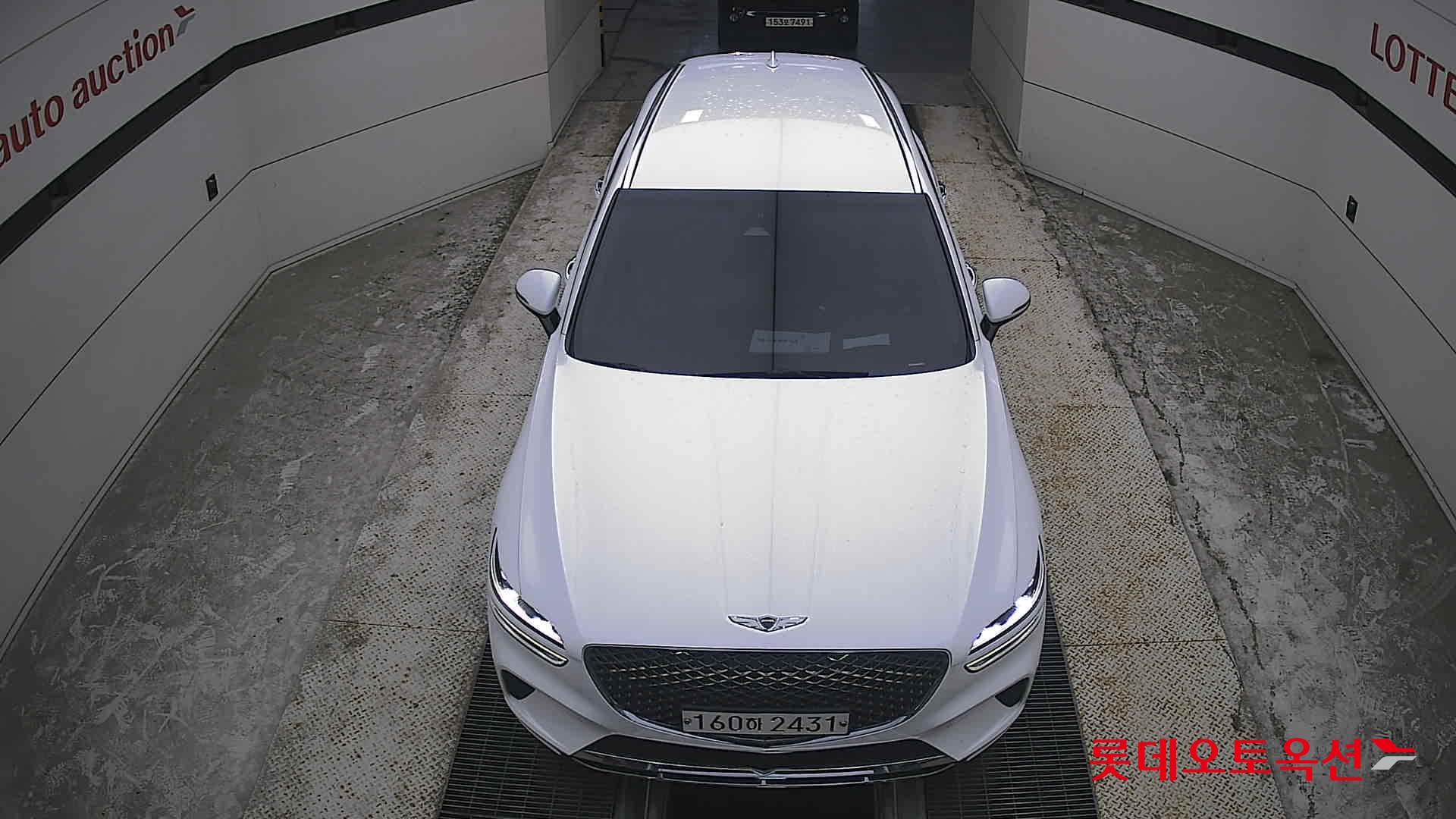 2021 - genesis gv70