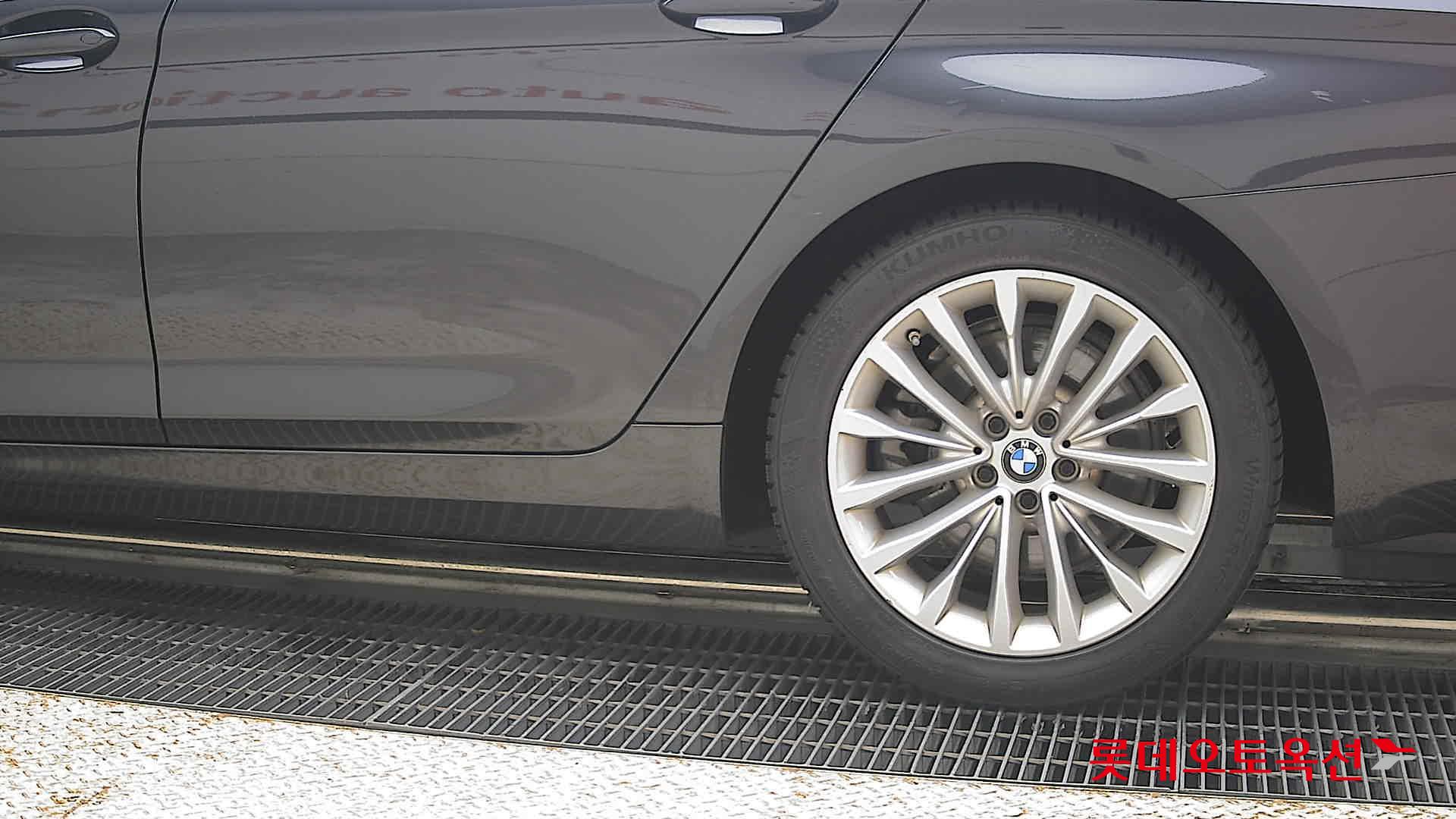 2022 - bmw 520i