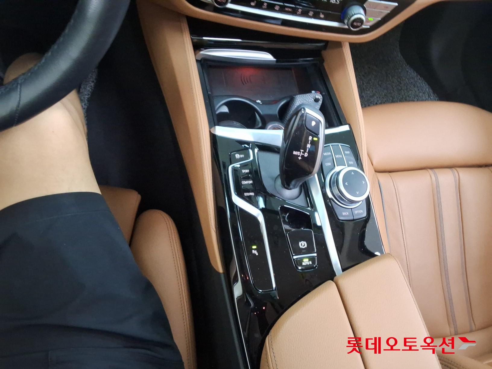 2022 - bmw 520i