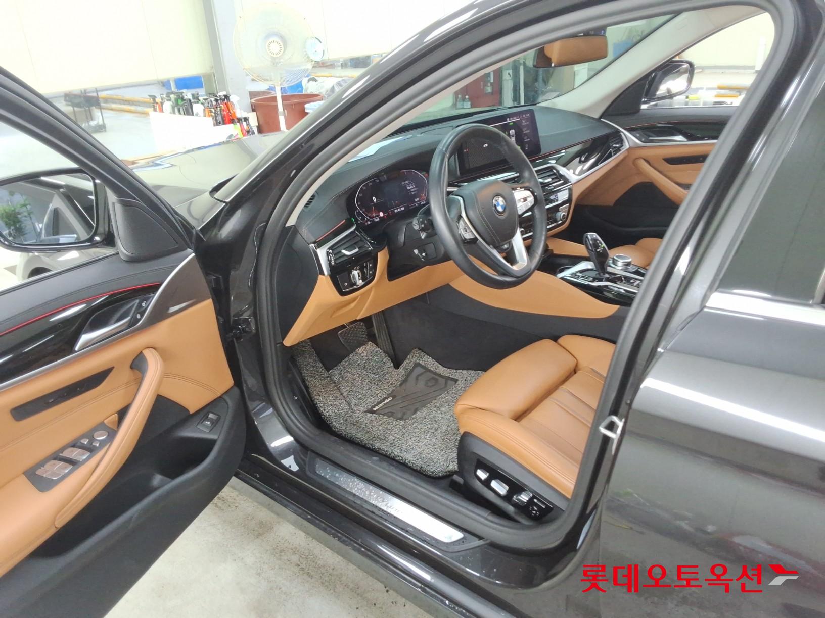 2022 - bmw 520i