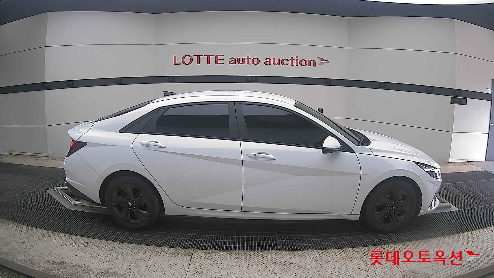 2021 - hyundai avante