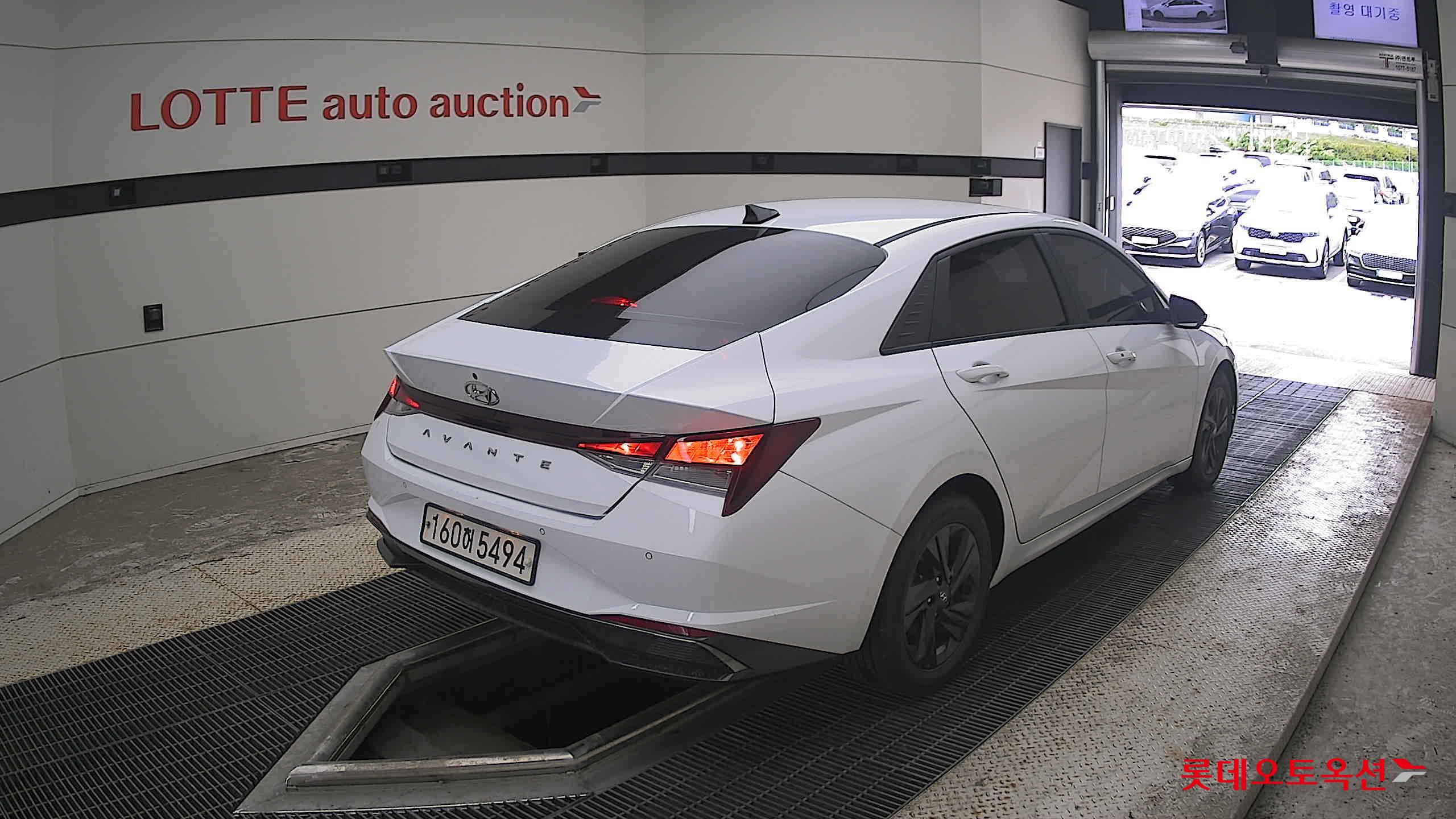 2021 - hyundai avante