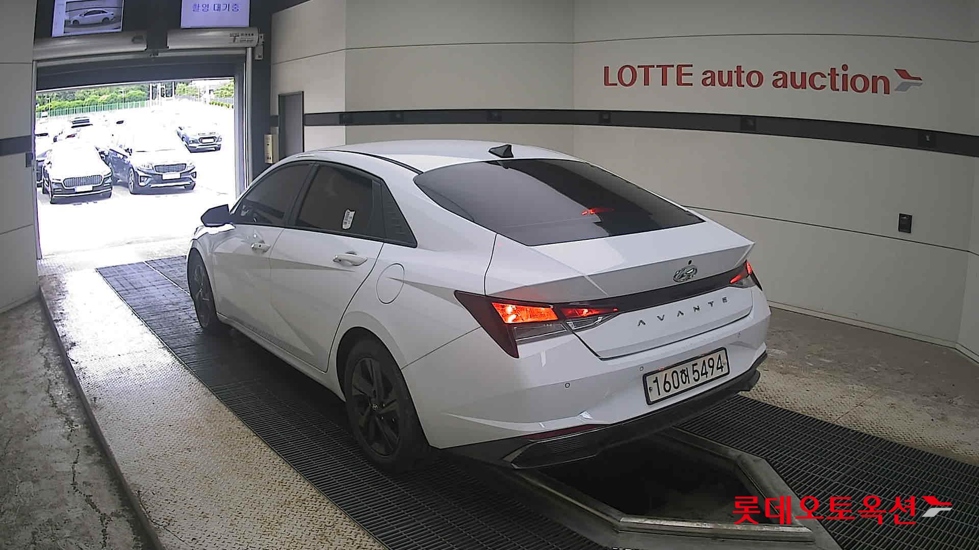 2021 - hyundai avante