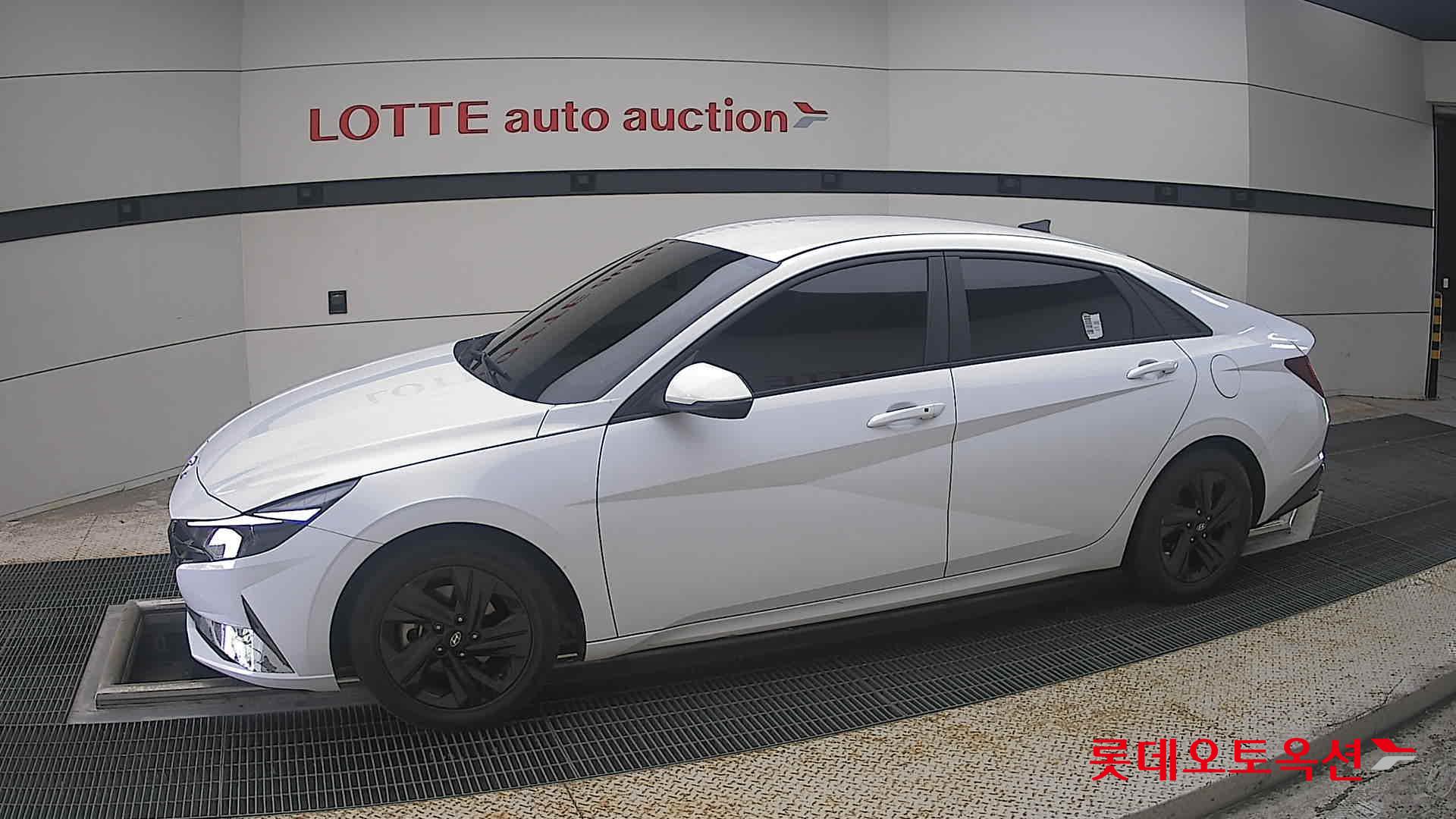 2021 - hyundai avante