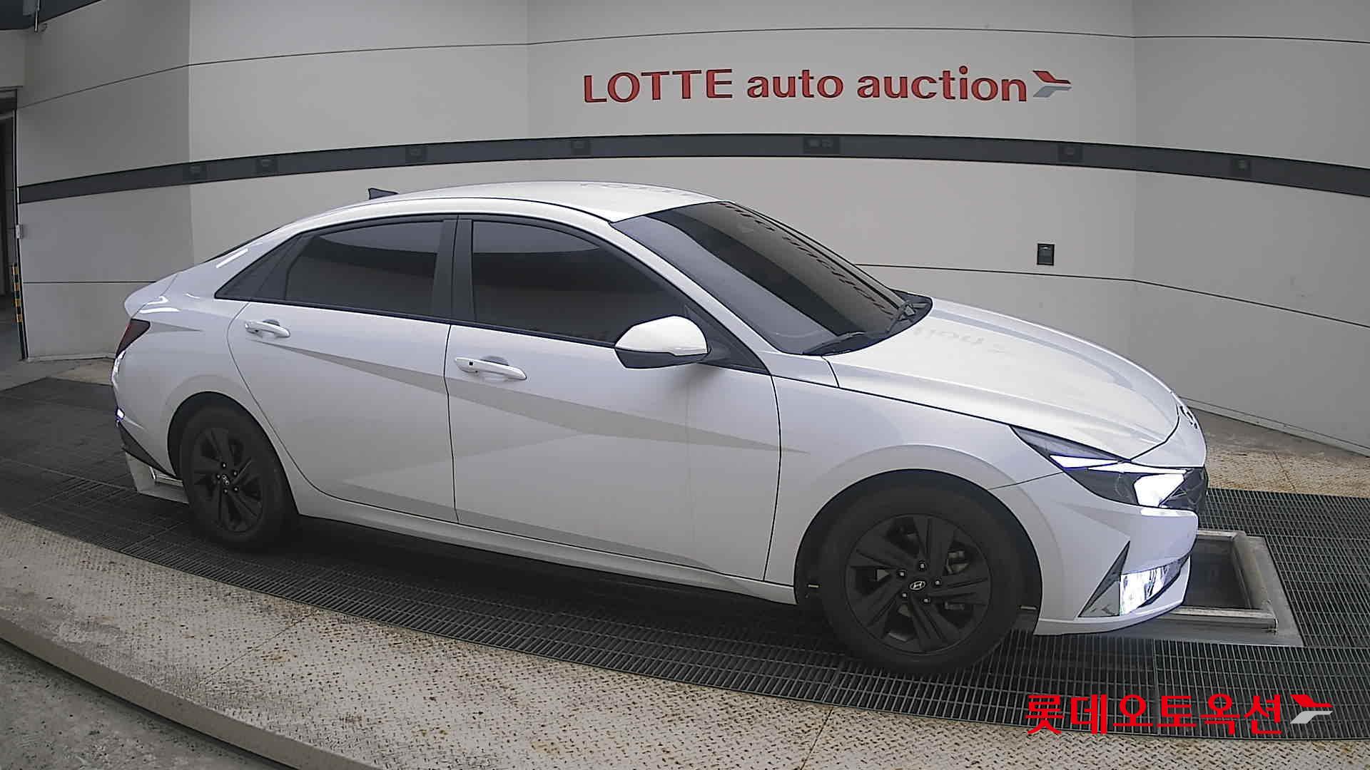 2021 - hyundai avante