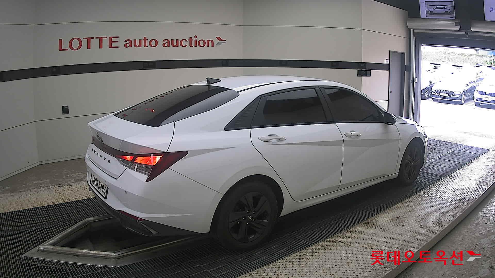 2021 - hyundai avante