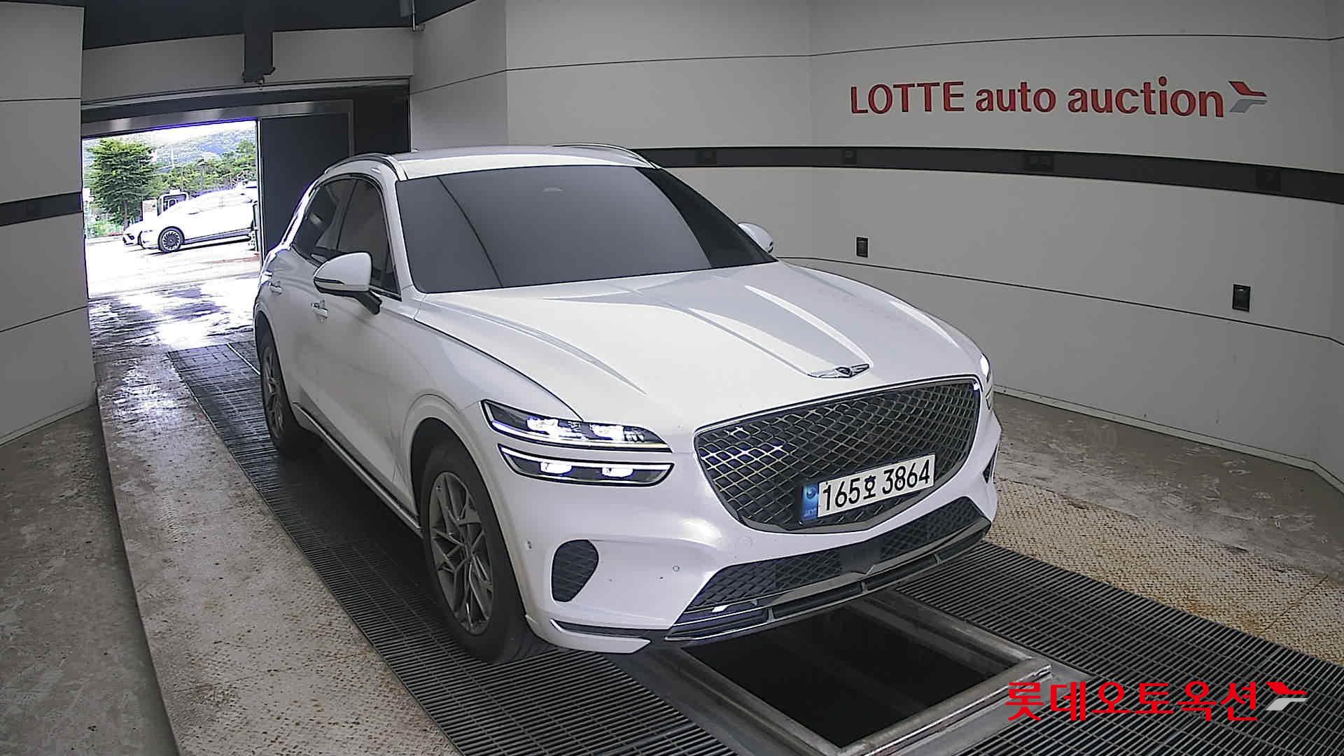 2022 - genesis gv70
