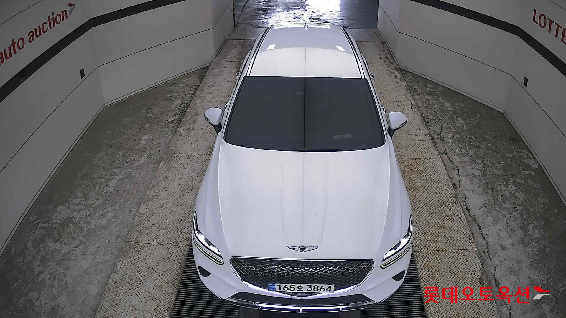 2022 - genesis gv70