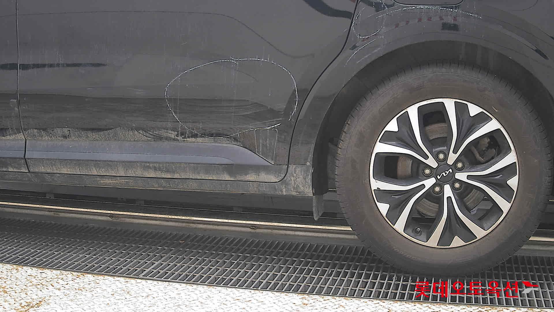2023 - kia carnival