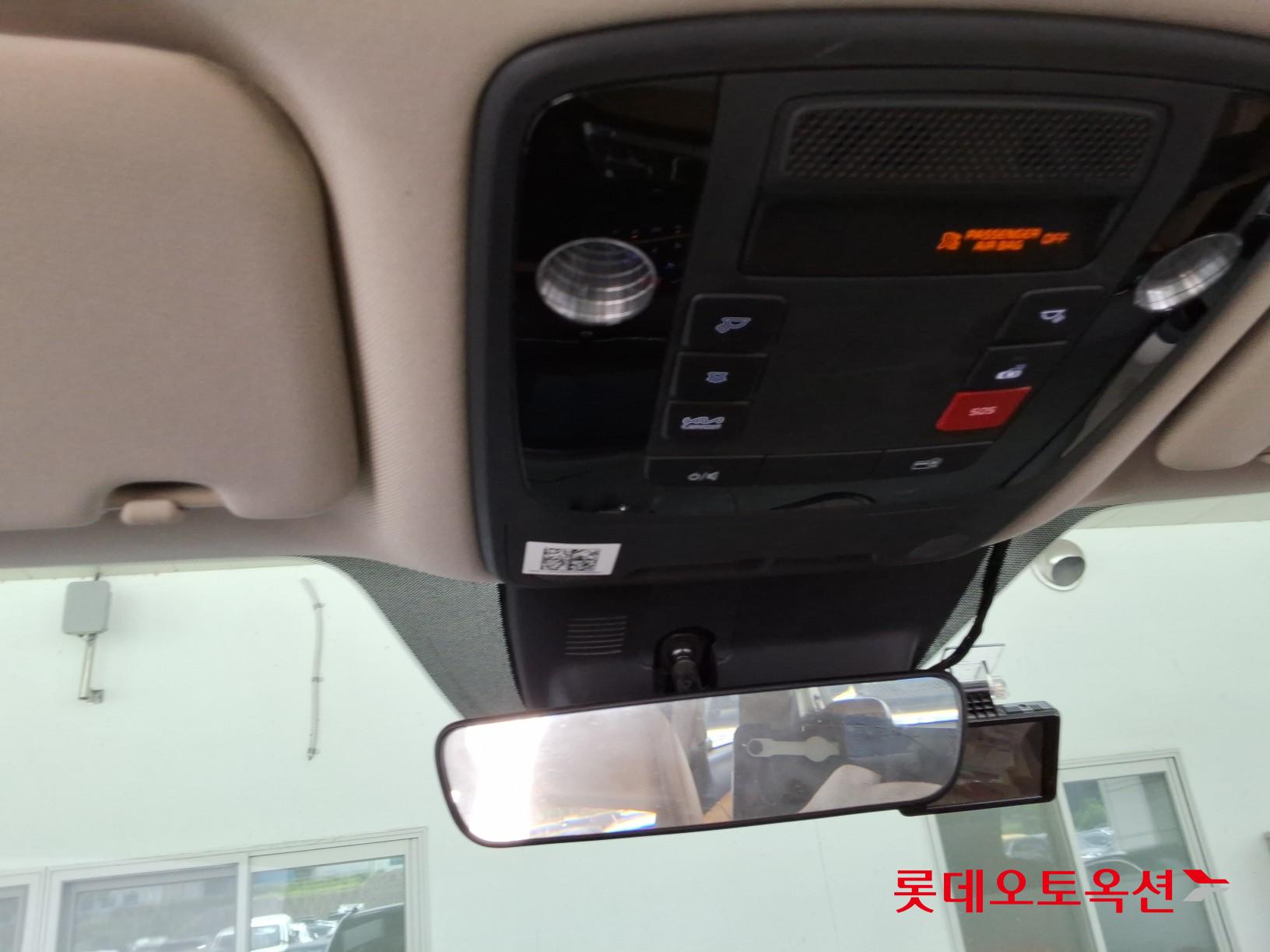 2023 - kia carnival