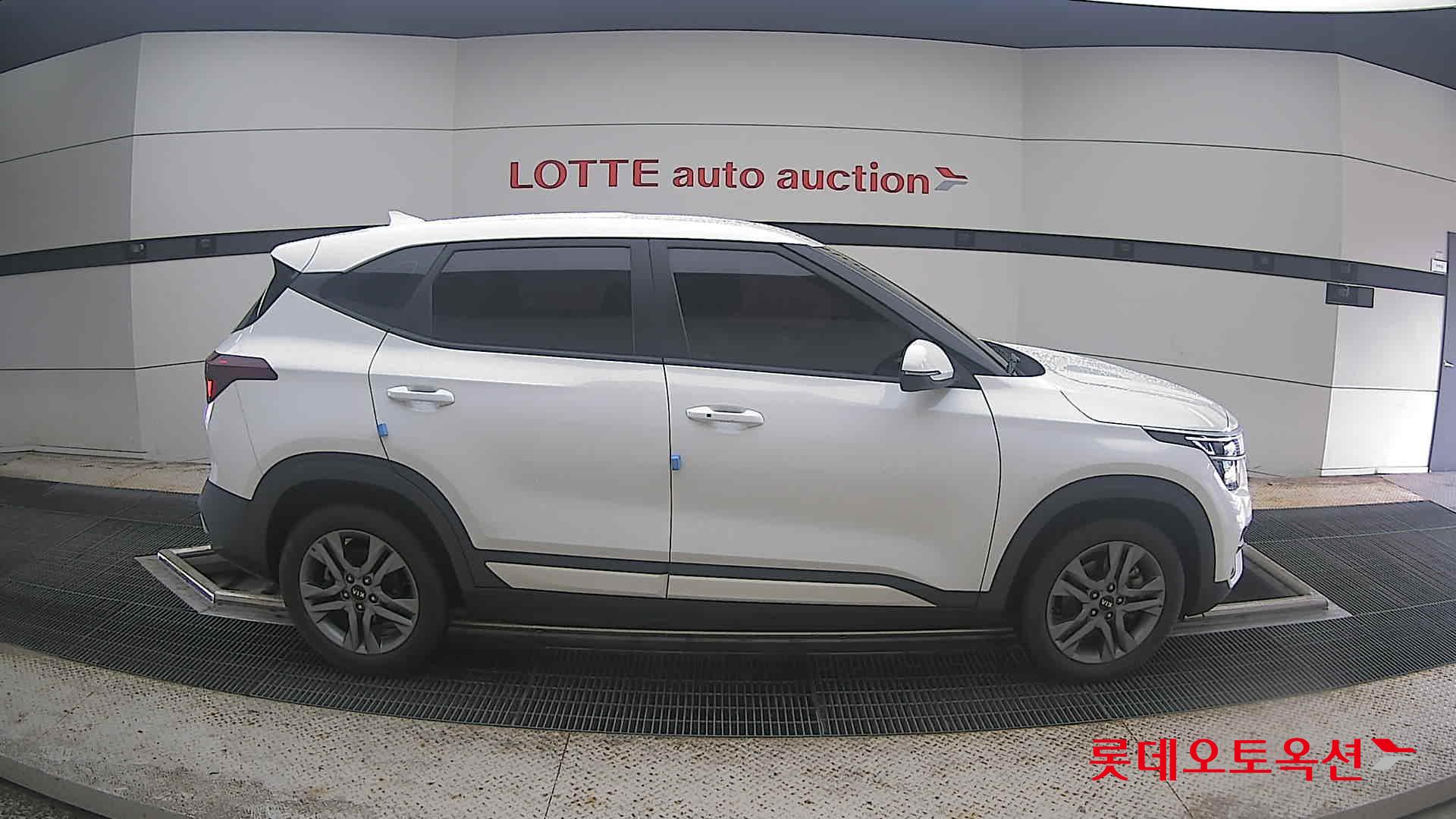 2020 - kia seltos