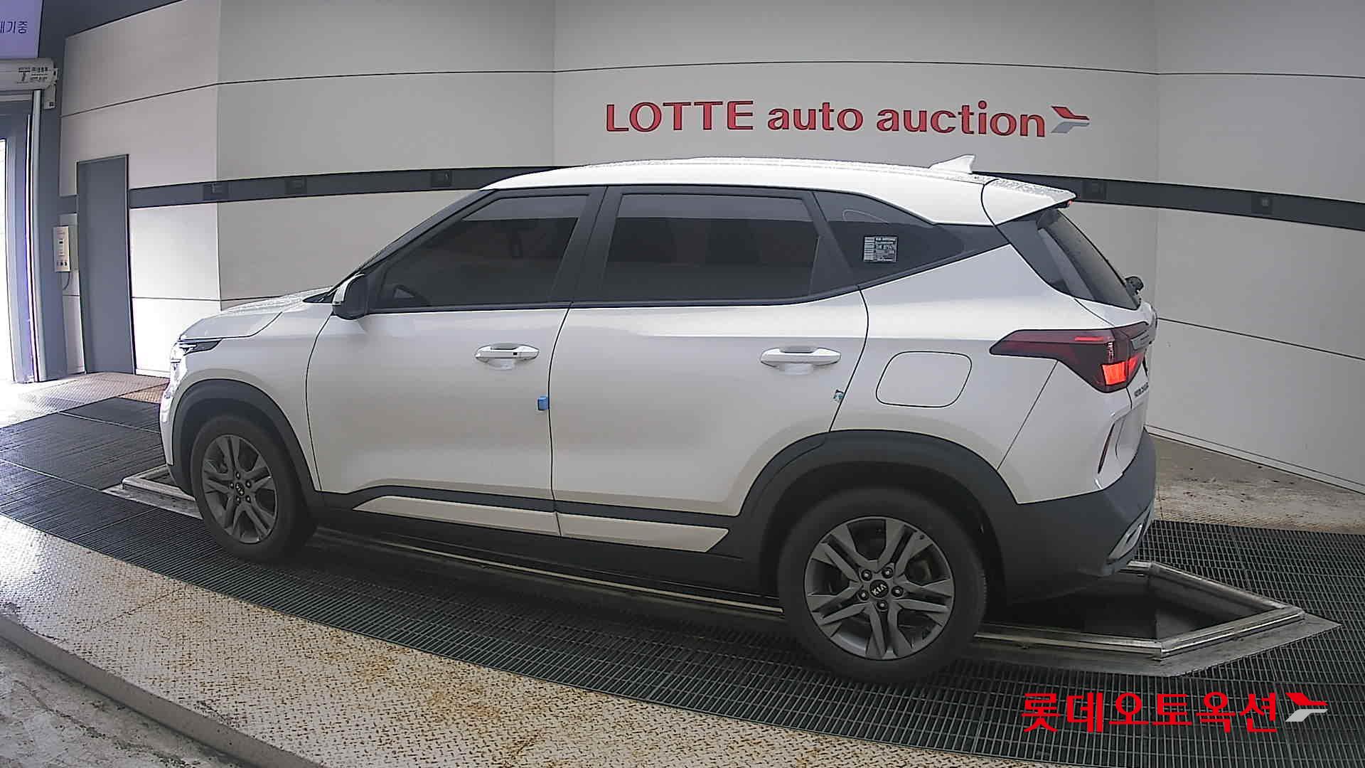 2020 - kia seltos