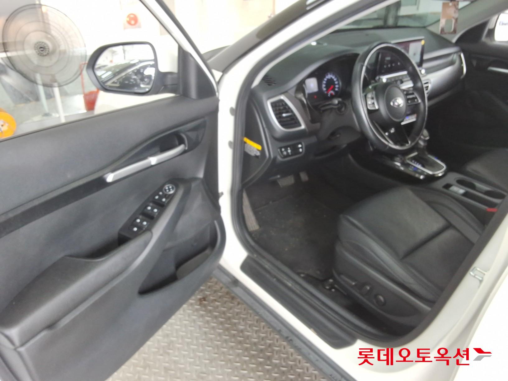 2020 - kia seltos