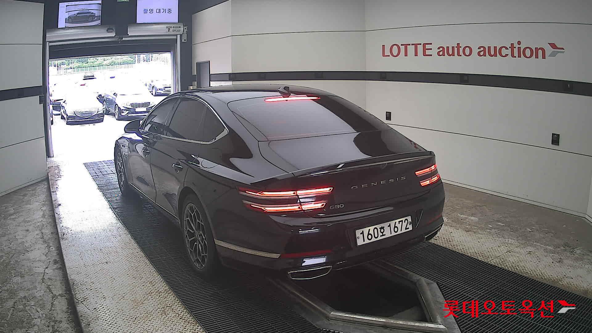 2021 - genesis g80
