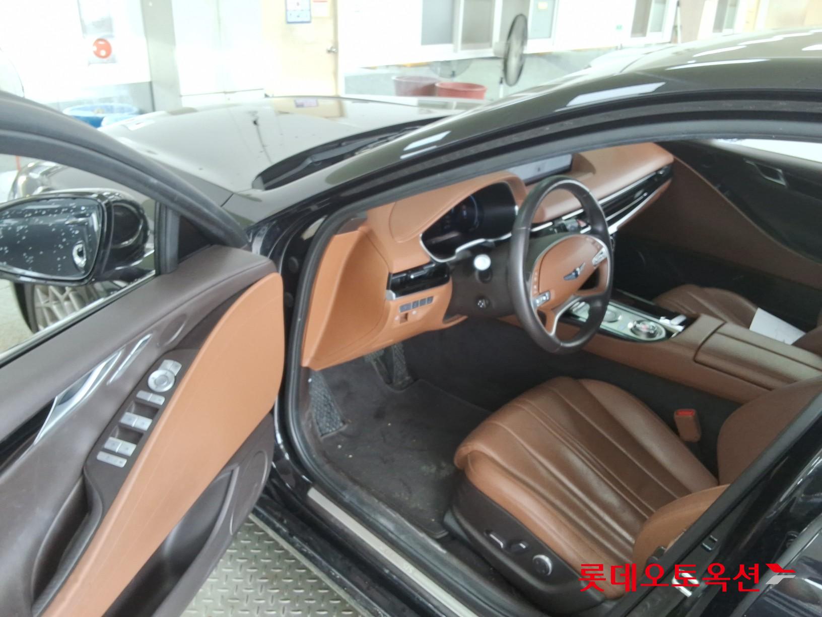 2021 - genesis g80