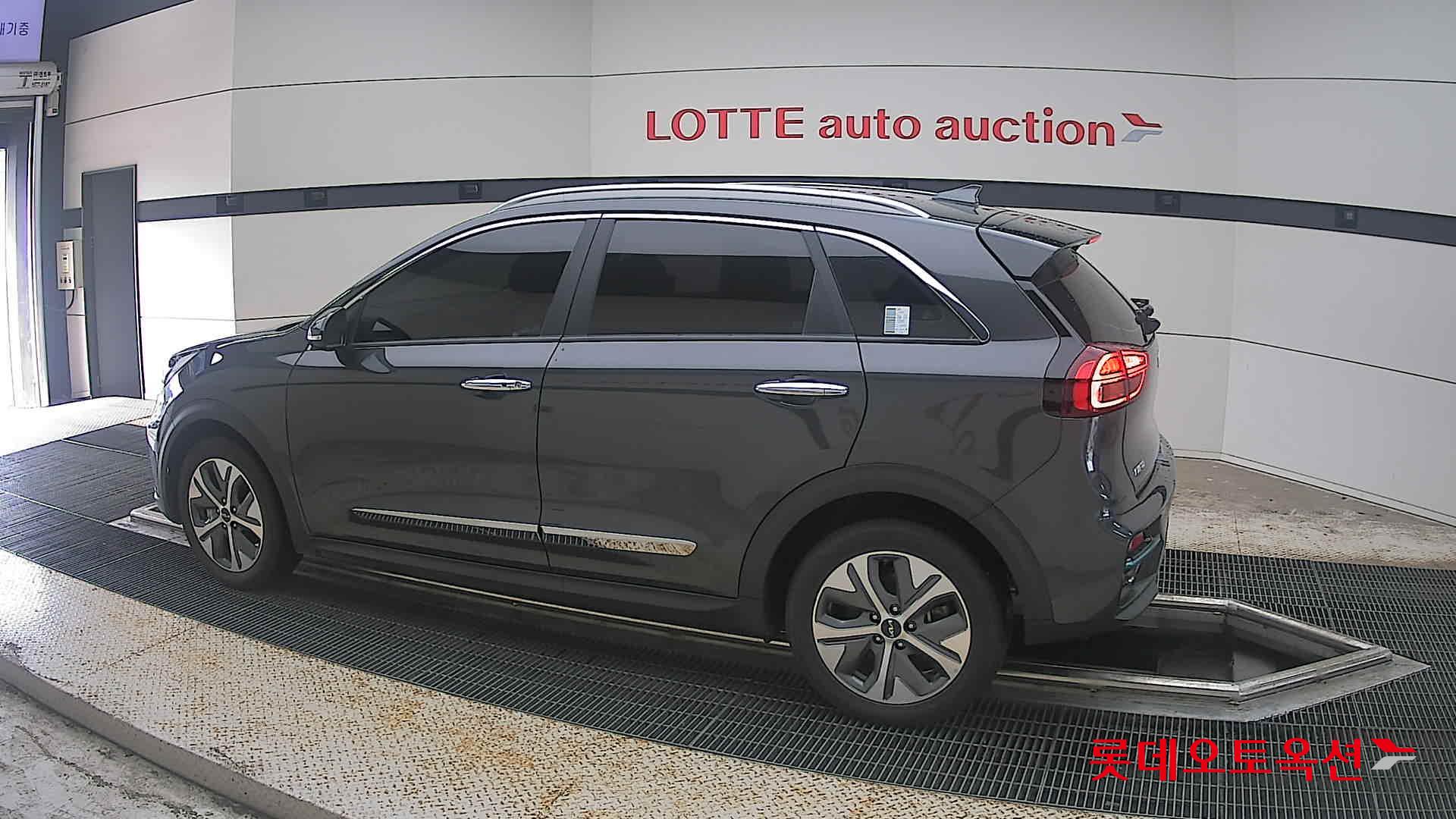 2022 - kia niro