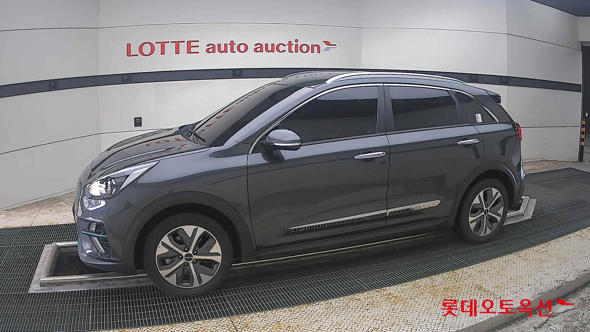 2022 - kia niro
