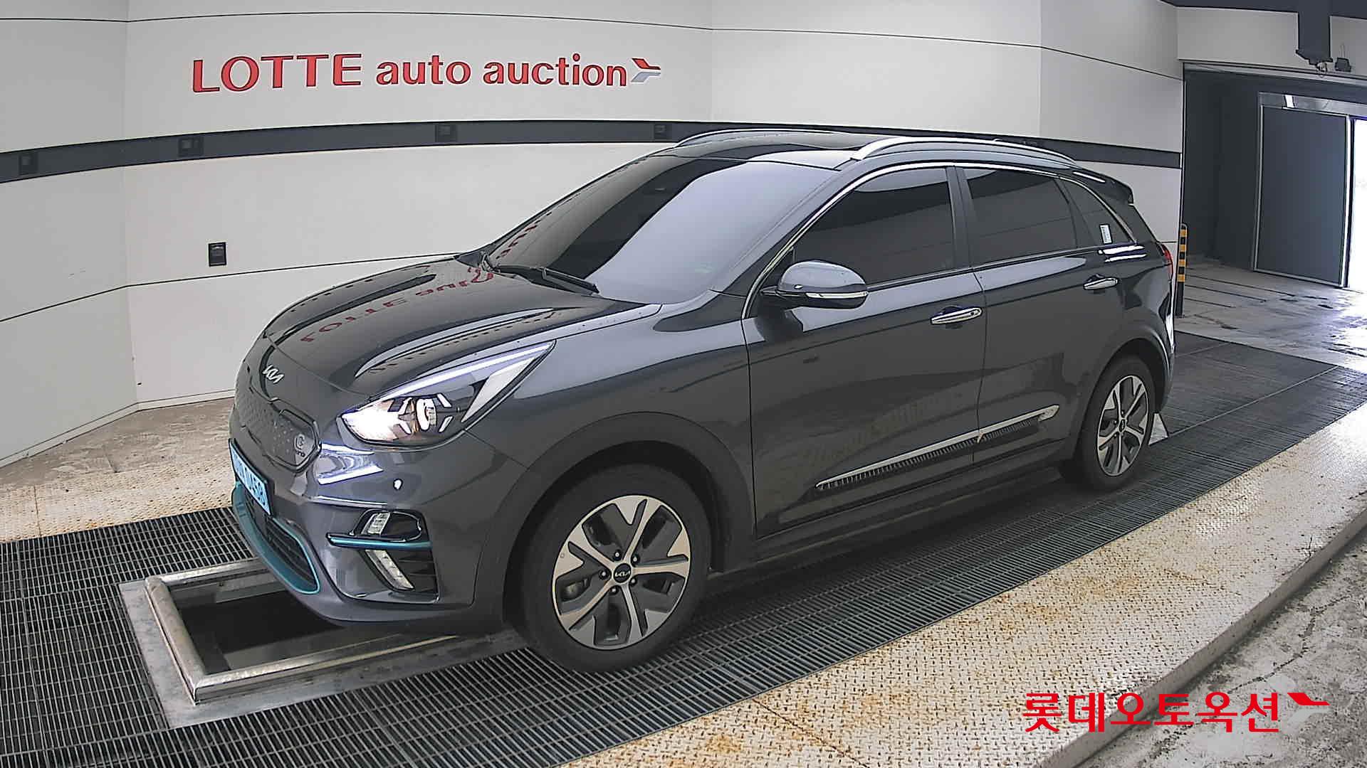 2022 - kia niro