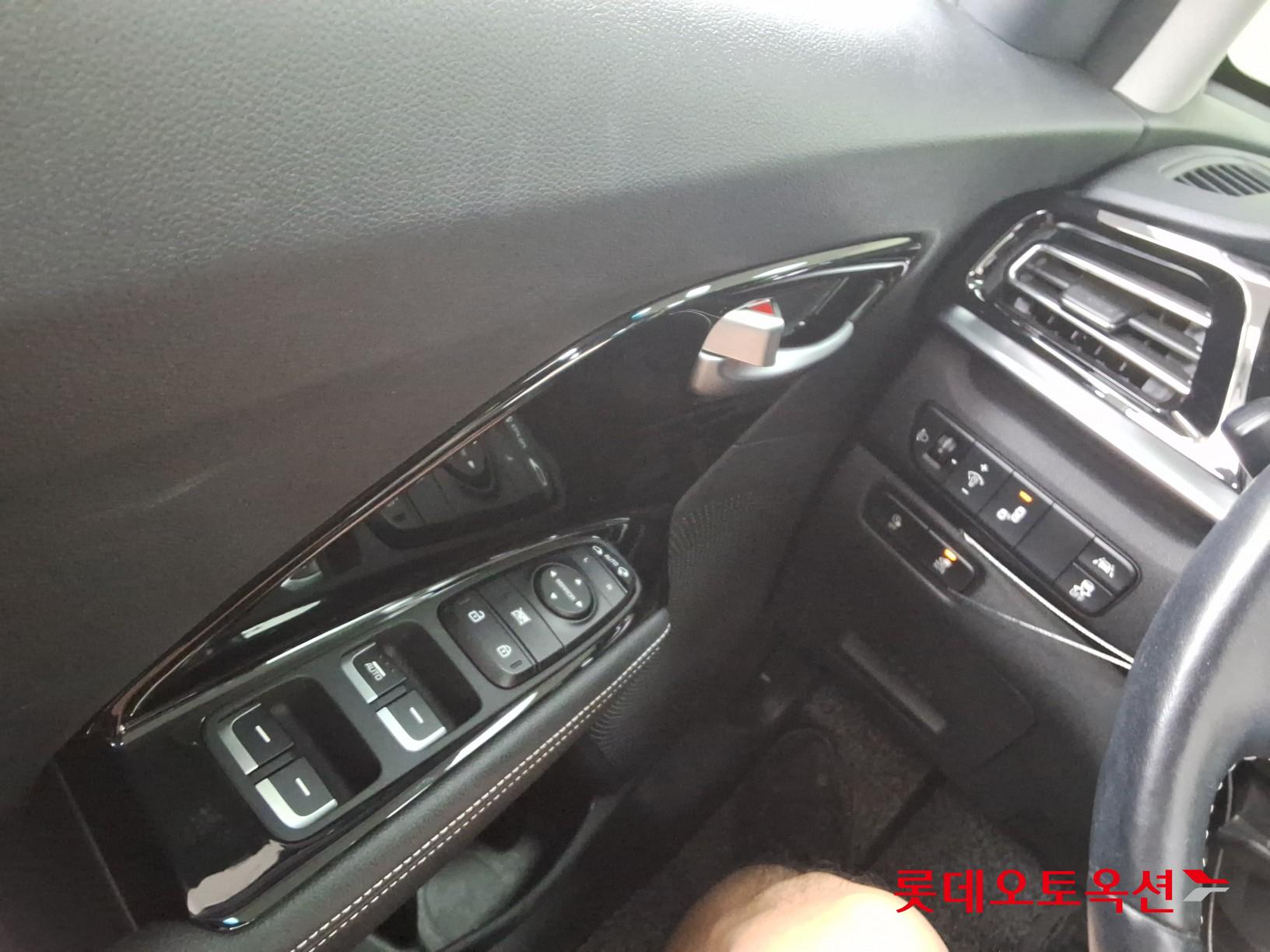 2022 - kia niro