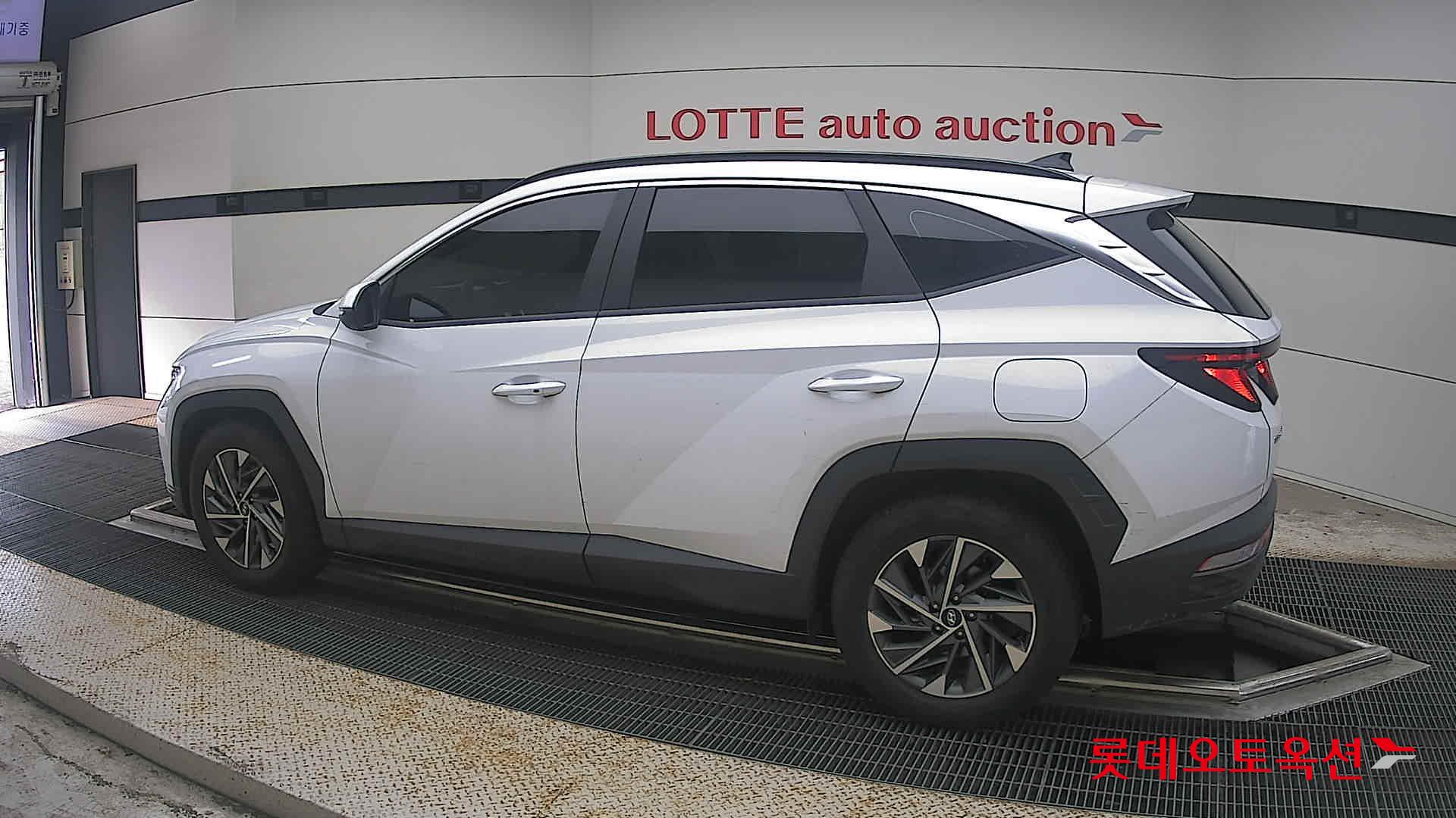 2022 - hyundai tucson