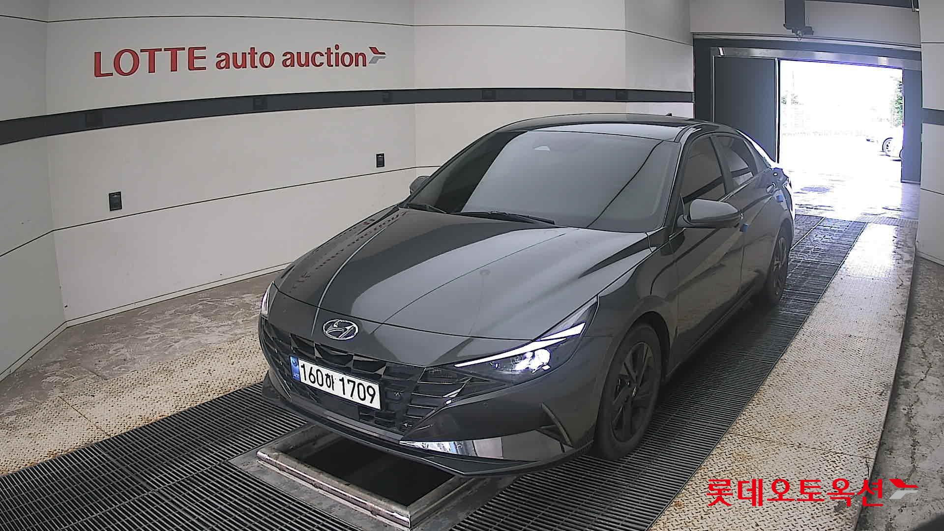2021 - hyundai avante