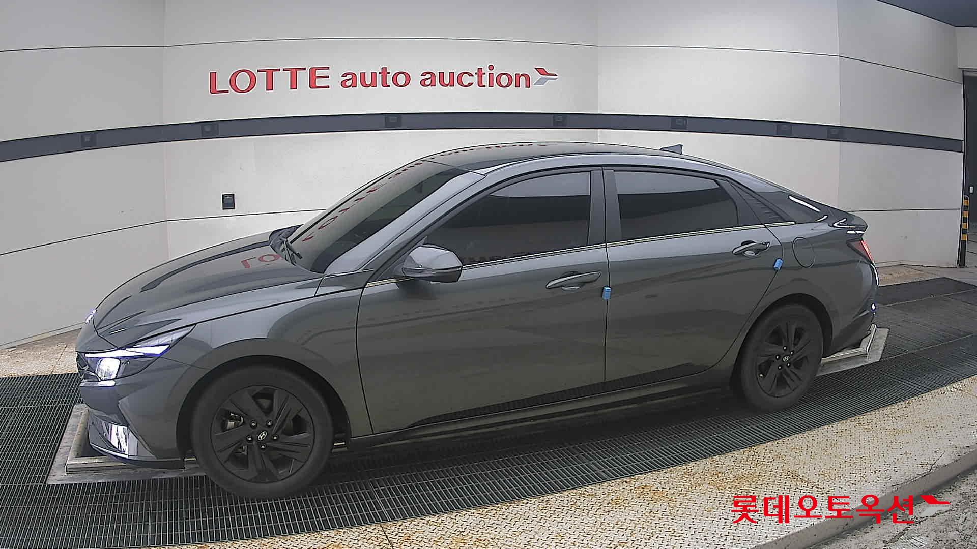2021 - hyundai avante
