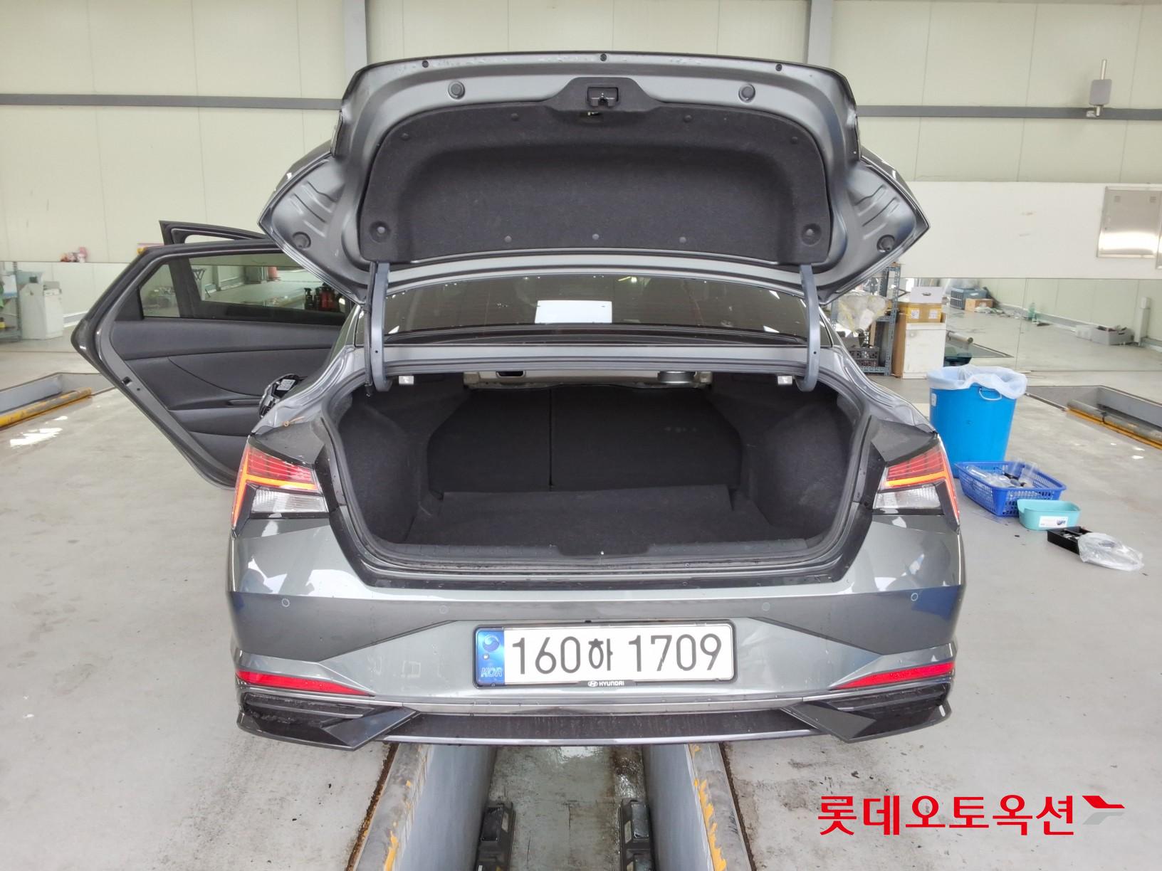 2021 - hyundai avante