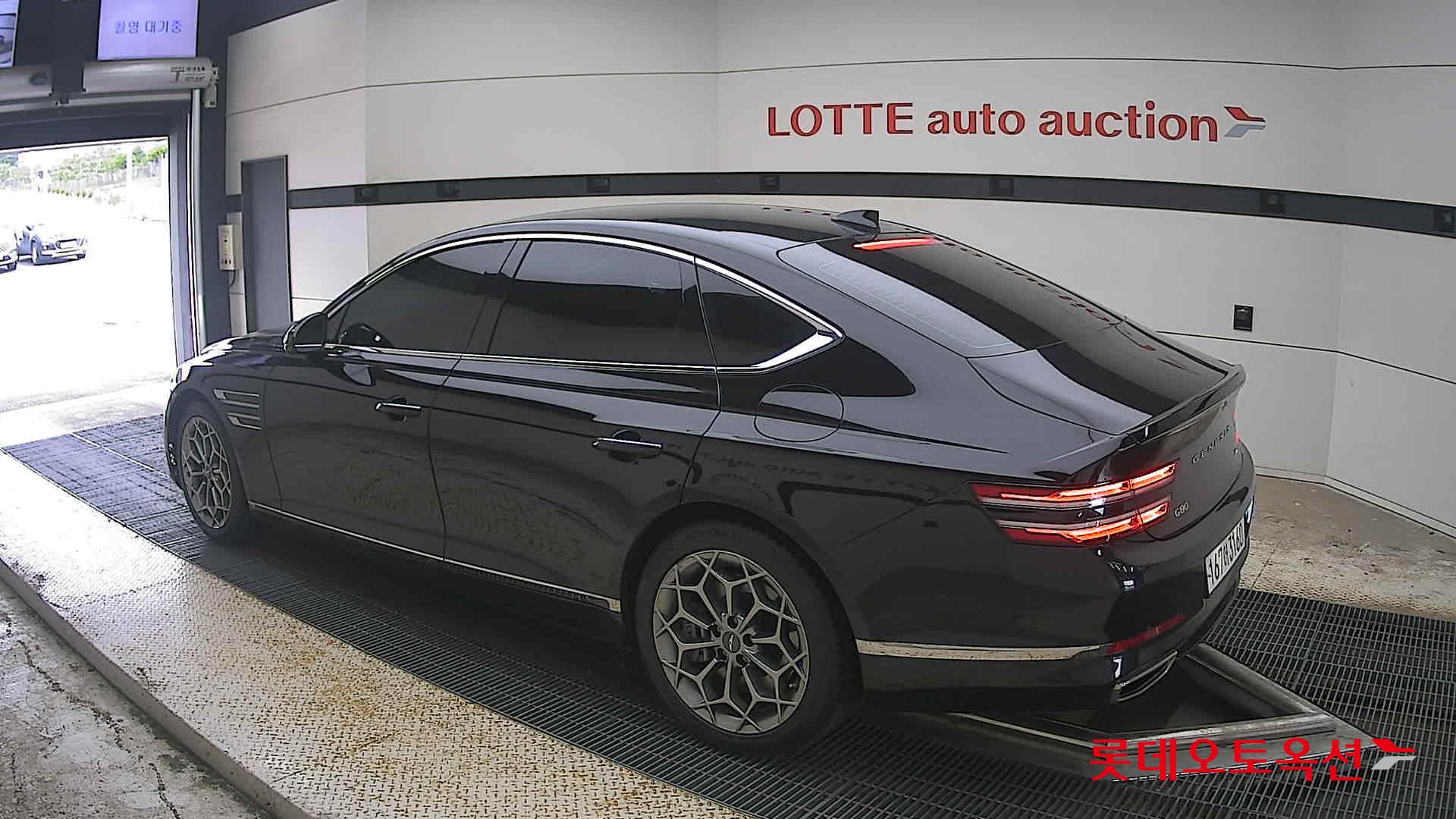 2023 - genesis g80